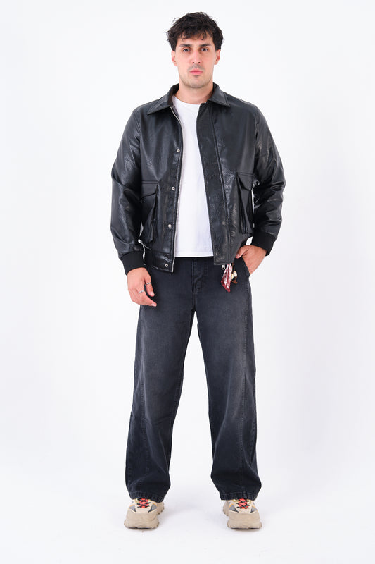 color:black