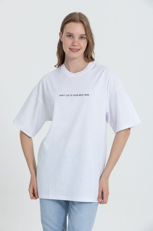 color:white