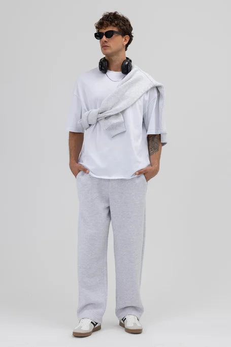 color:gray