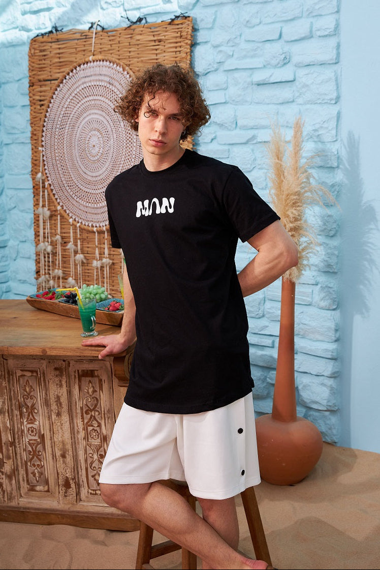 color:black