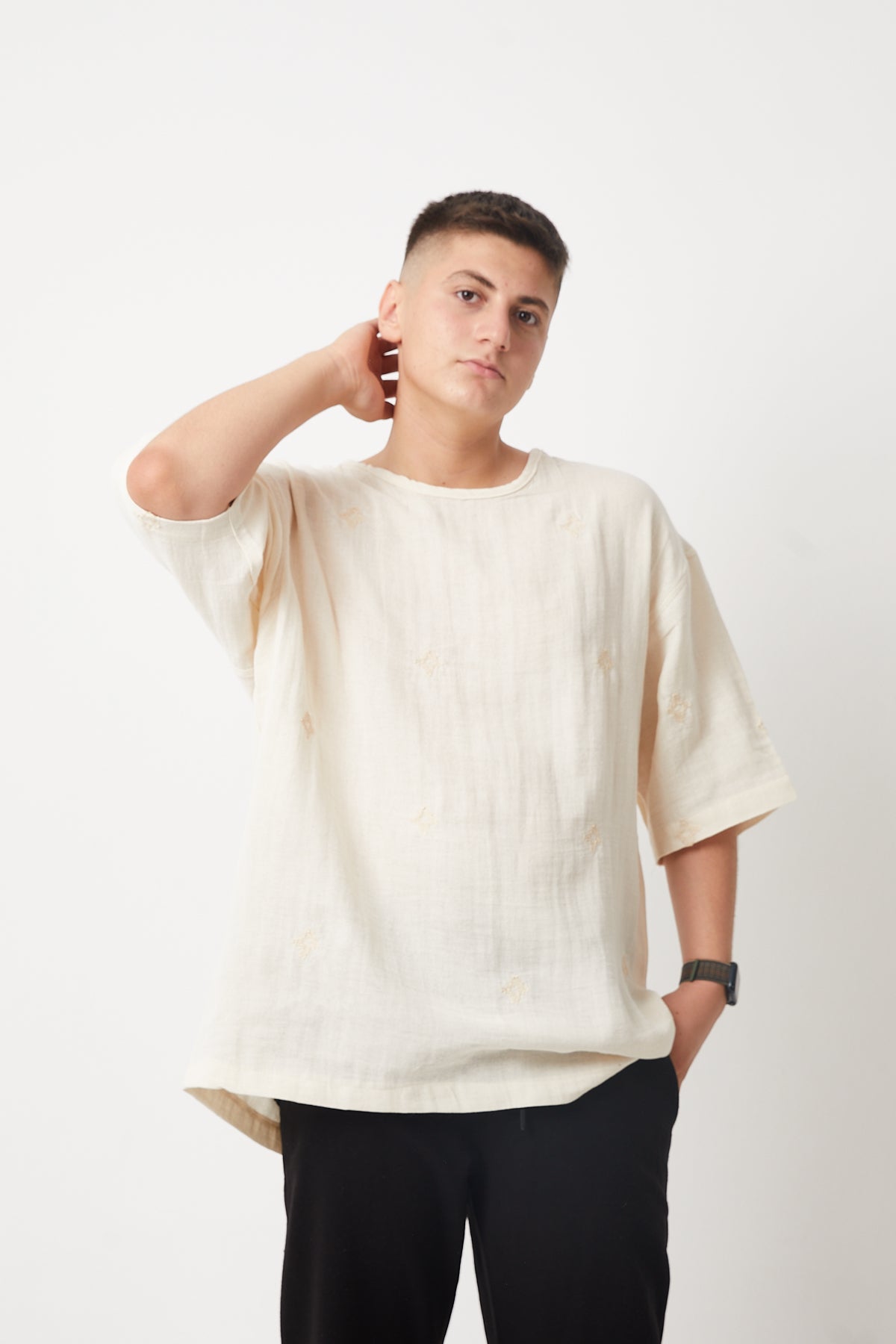 Oversized Muslin T-Shirt with Embroidery R-5871