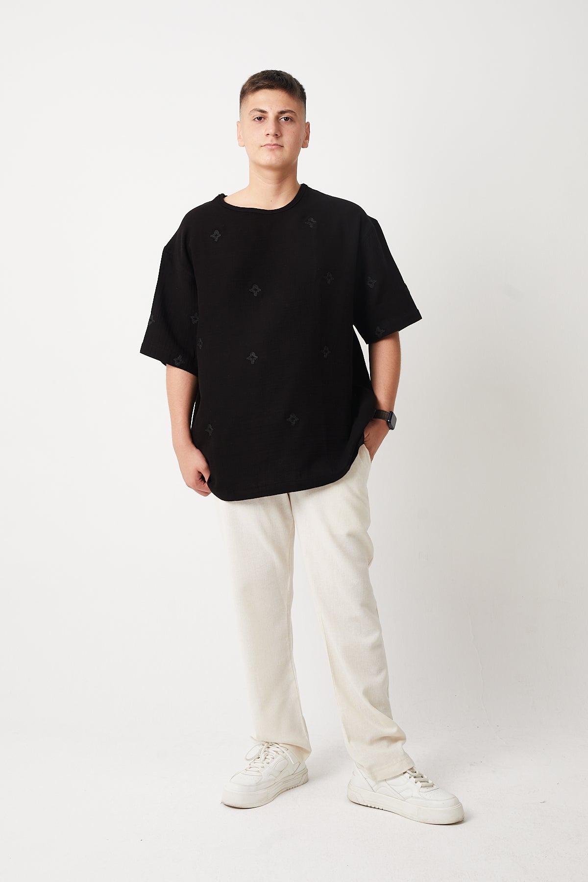  color:black