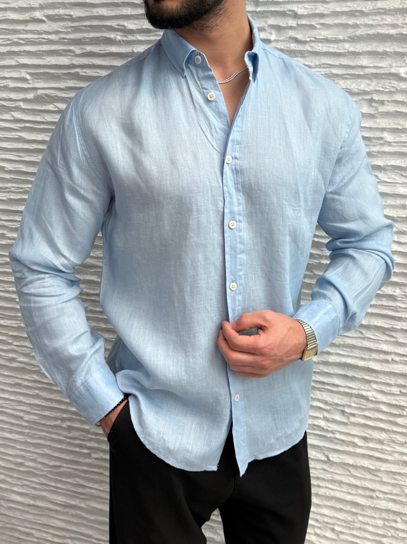color:light blue