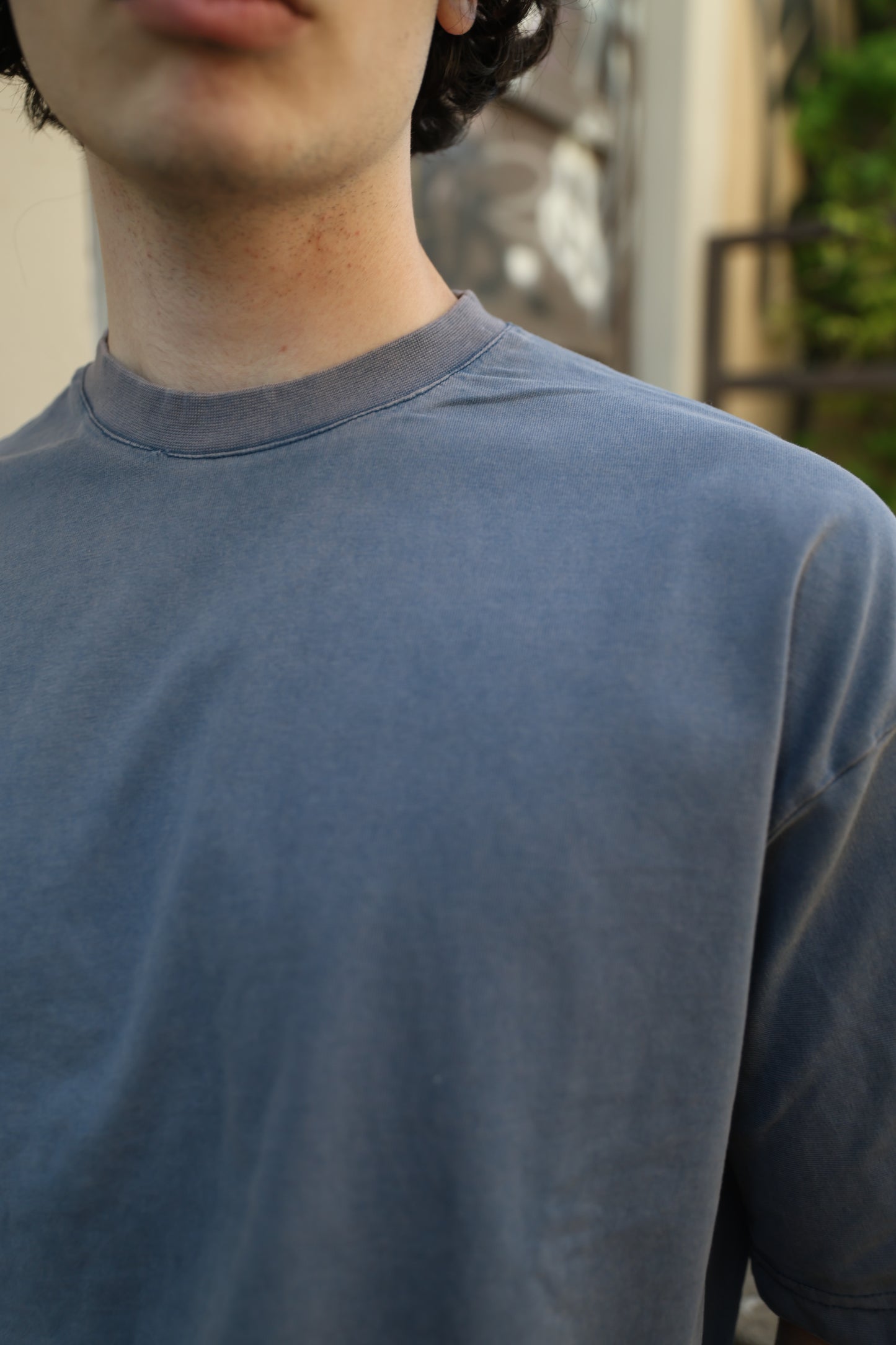 color:navy