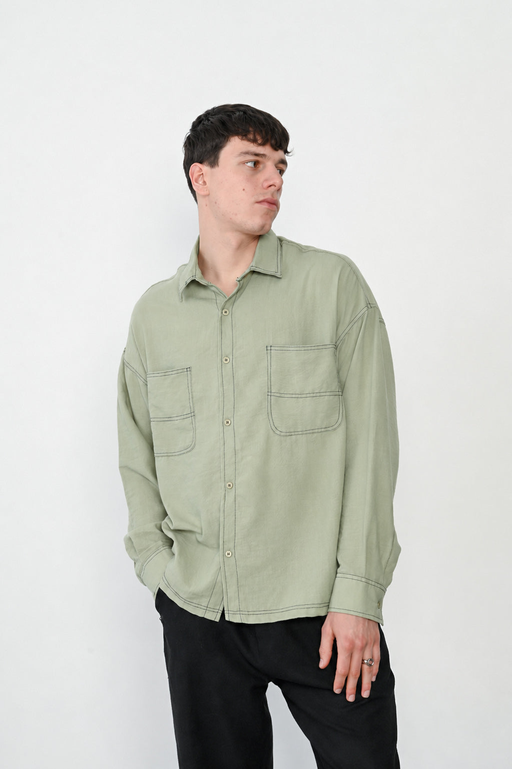 Dual-Pocket Long-Sleeve Stand Collar Shirt R-3965