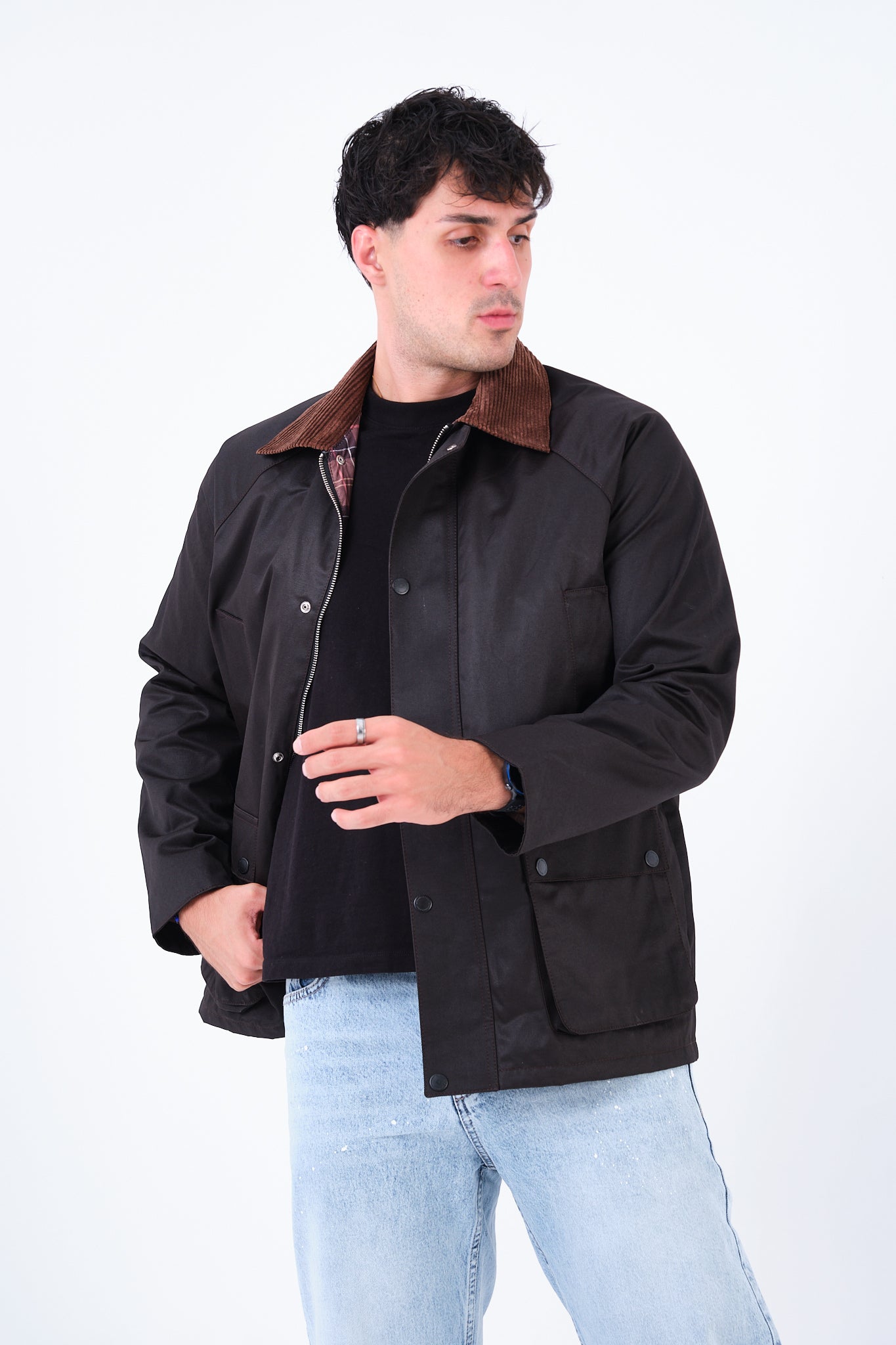 color:brown