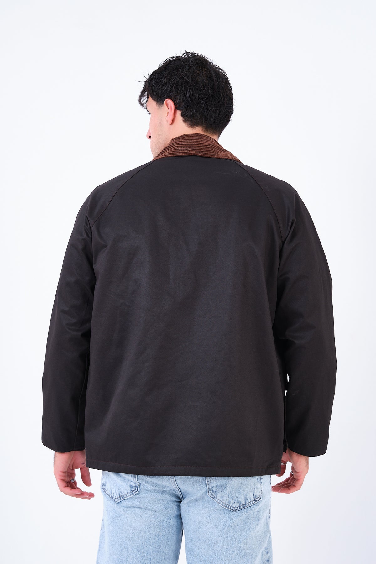 color:brown