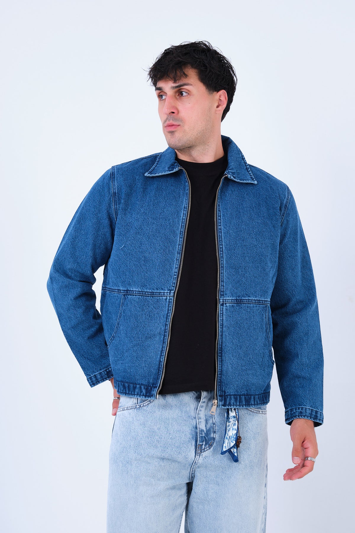 color:dark blue