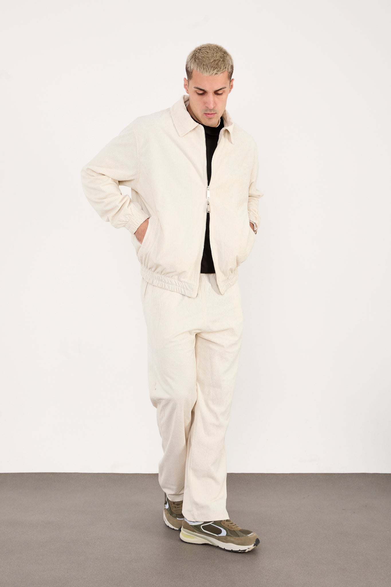 Men's Velour Set – Zip Jacket & Matching Pants – X-2037