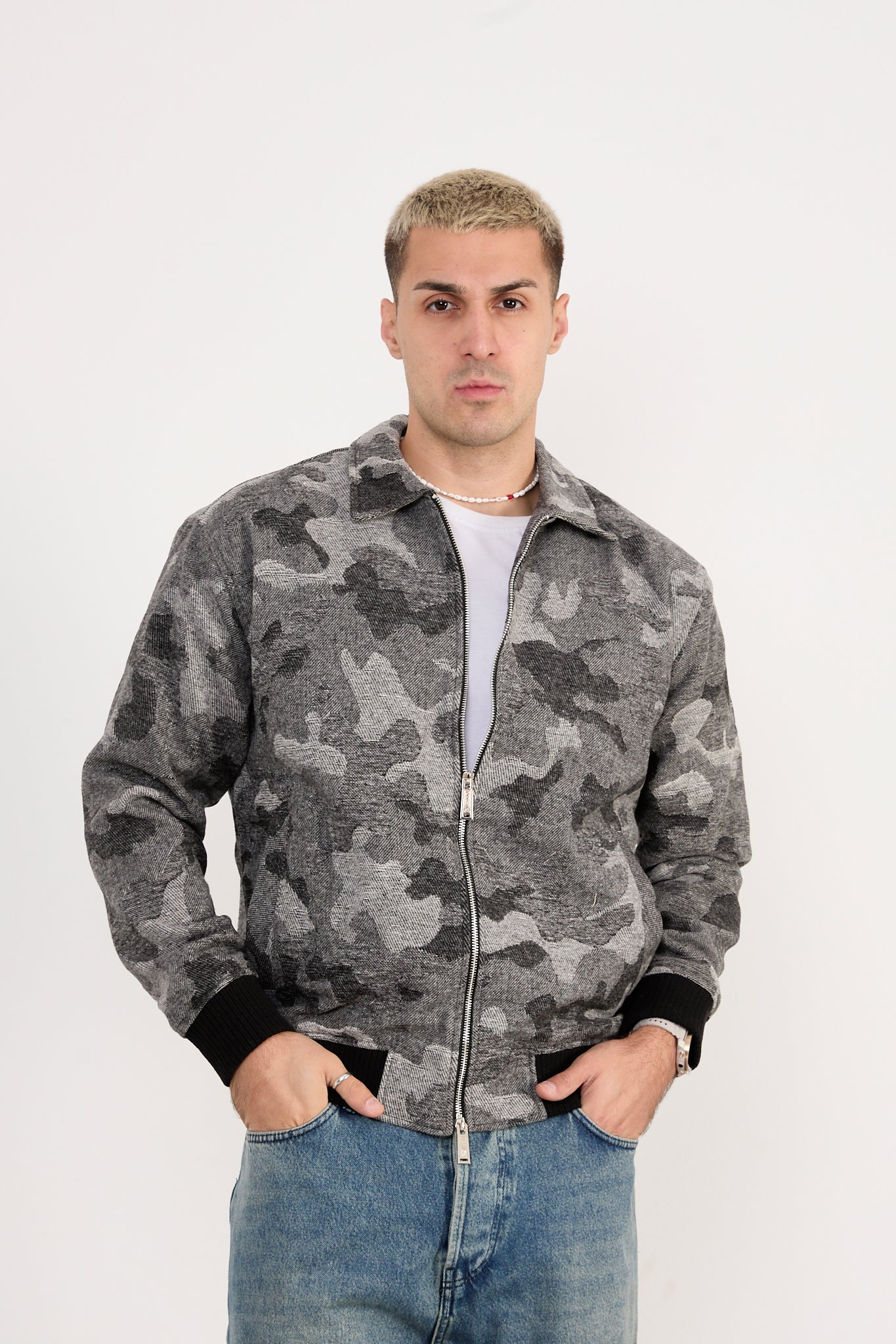 color-card:gray
