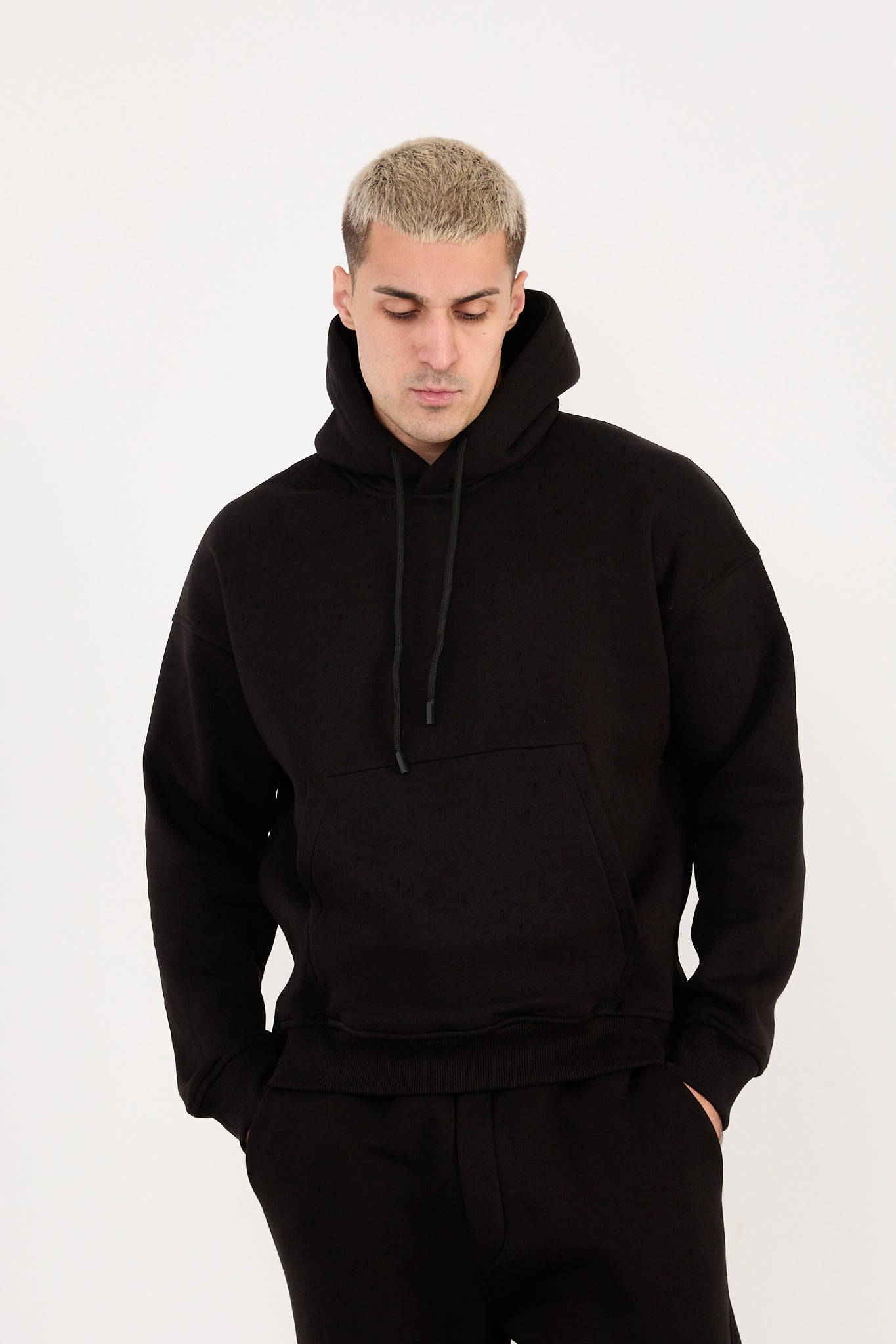 color-card:black 