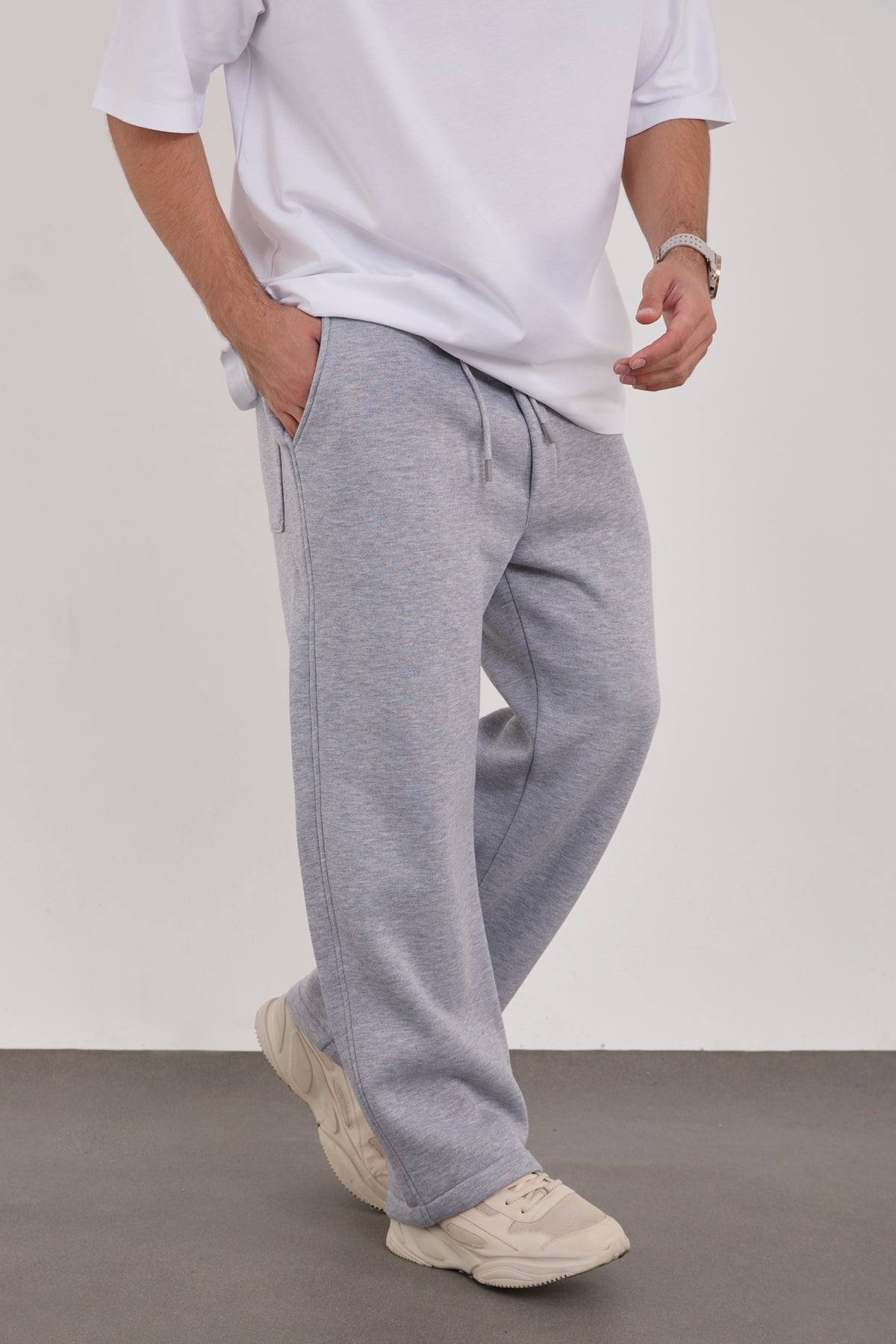 color:silver
