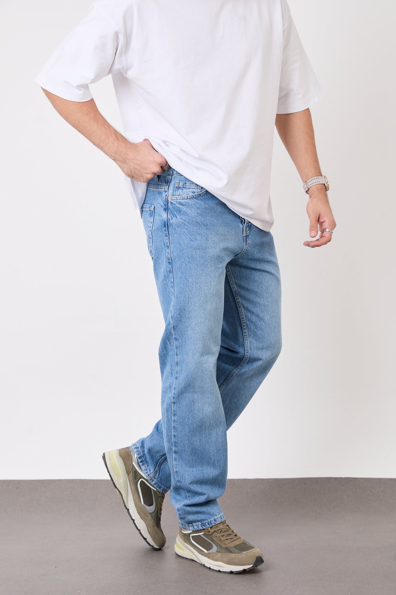 Men’s Light Blue Baggy Fit Jeans – T-2608
