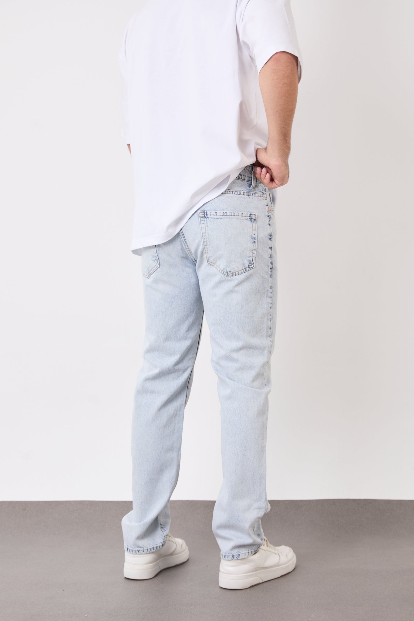Men’s Light Blue Straight Jeans | Casual Everyday Fit-T-2445
