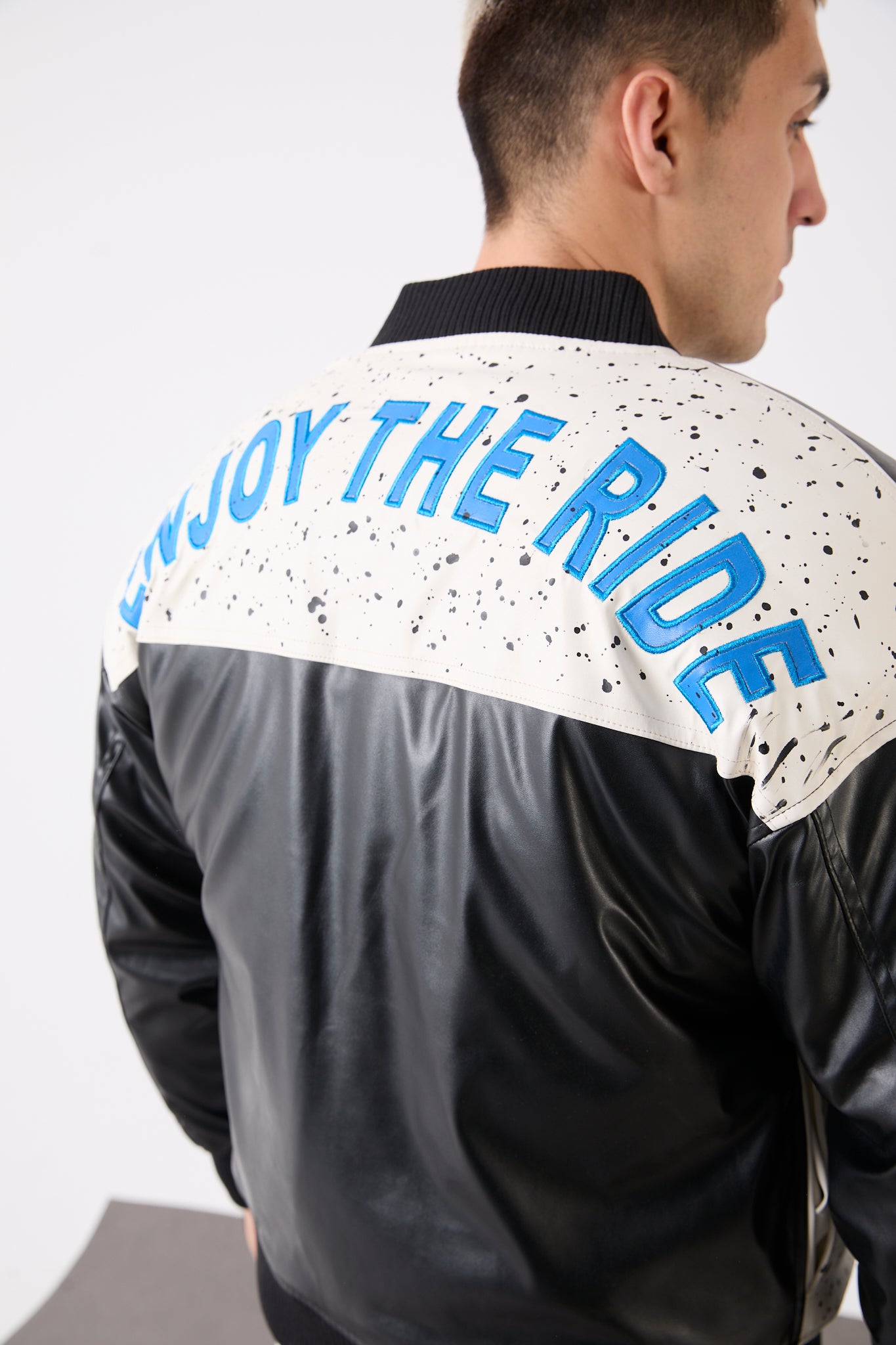 Men’s Black Oversized  Quilted Lined Faux Leather Biker Jacket – R-2477