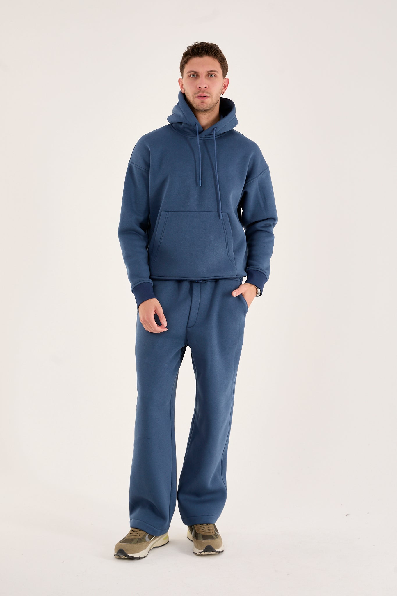 color:blue