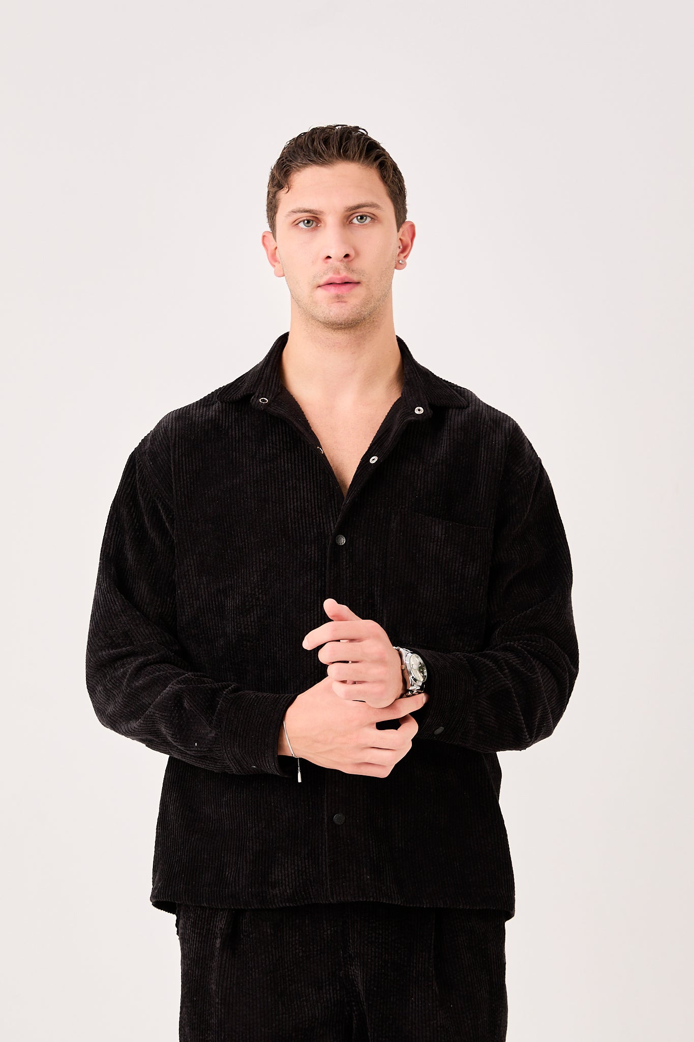 Men’s Corduroy Shirt – Soft Ribbed Texture, Relaxed Fit X-0002
