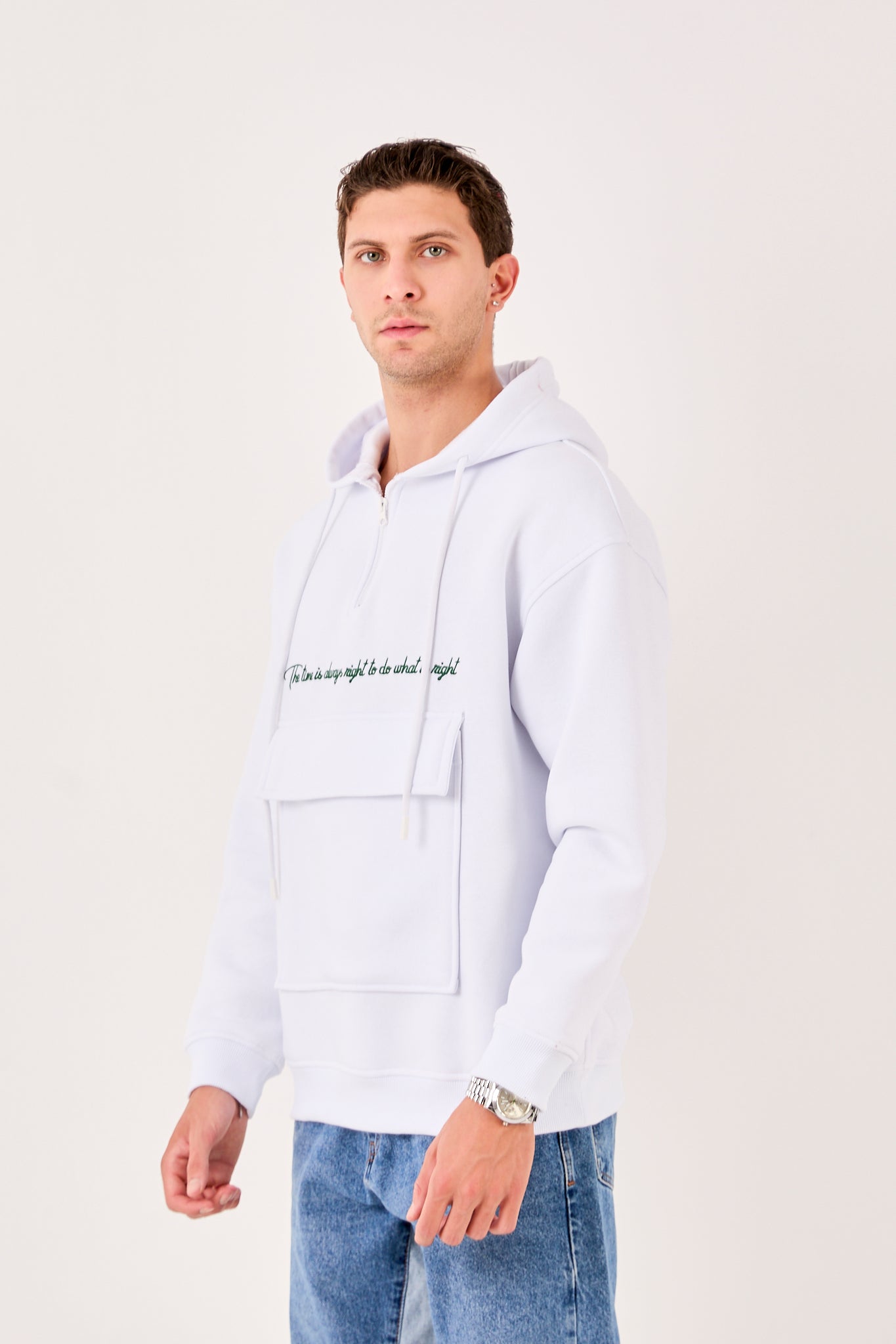 color-card:white color:white