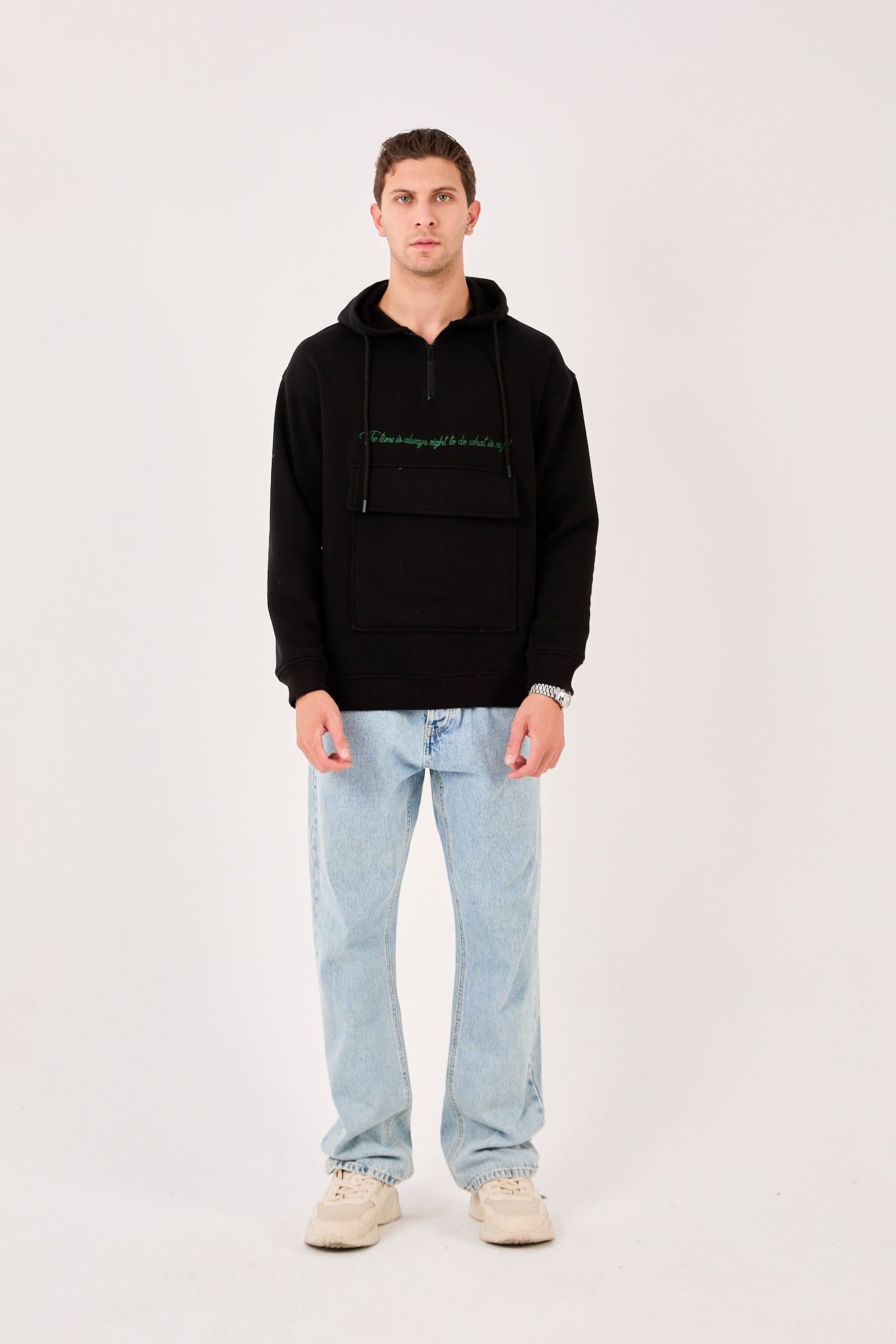  color:black