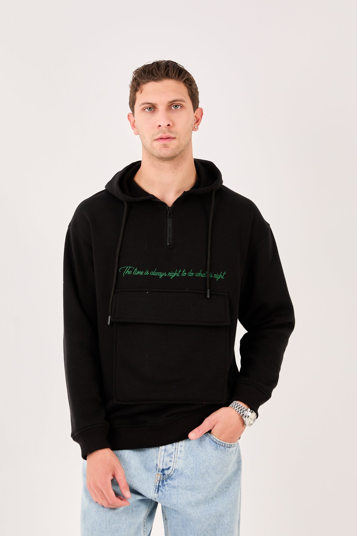 Men’s Oversized Hooded Sweatshirt – Fleece Inside, Half-Zip Design X-4005