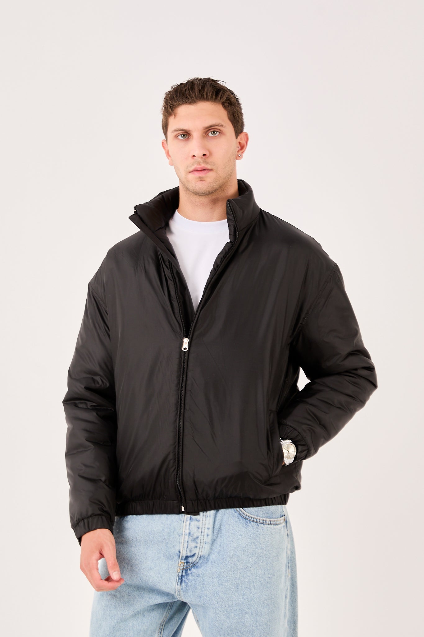 color:black