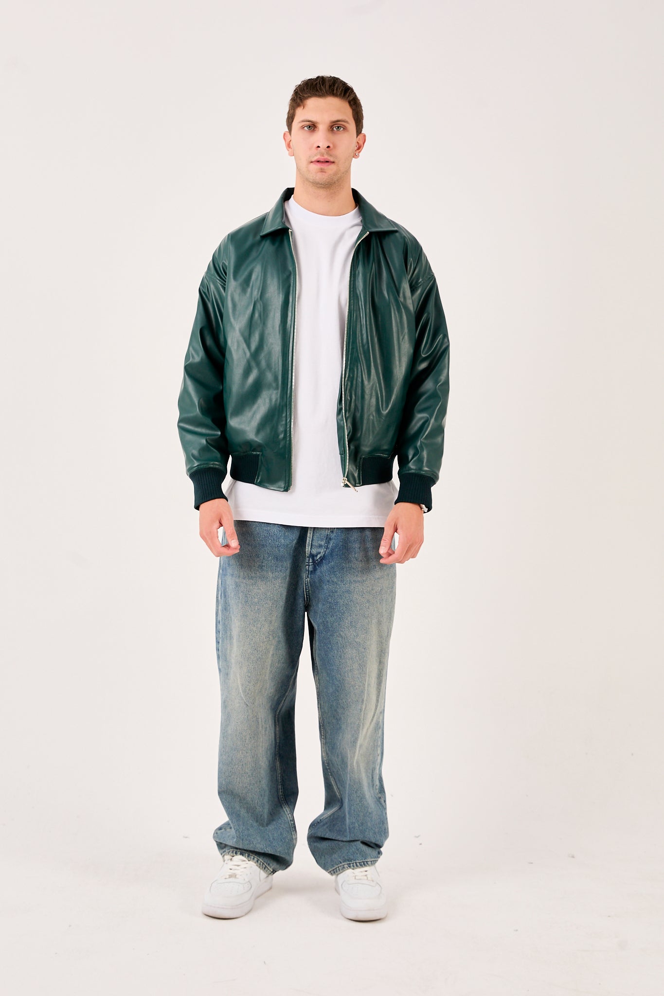  color:green