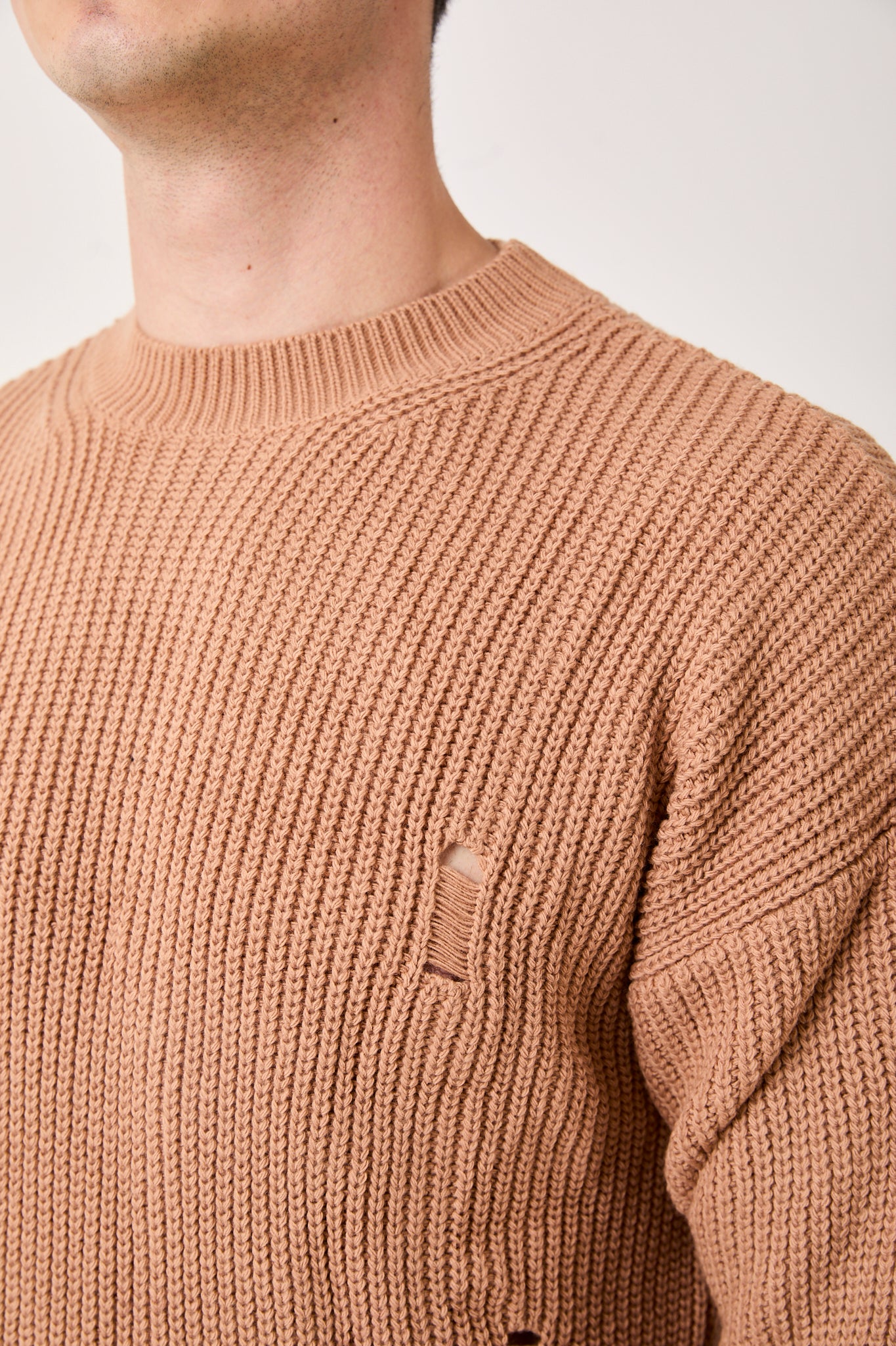 color:beige