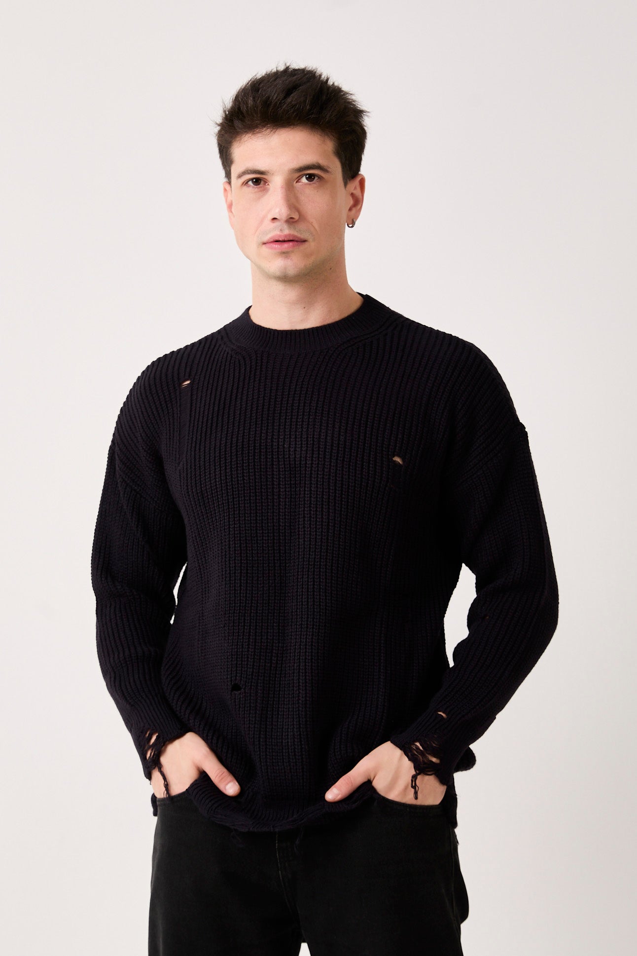 color:black