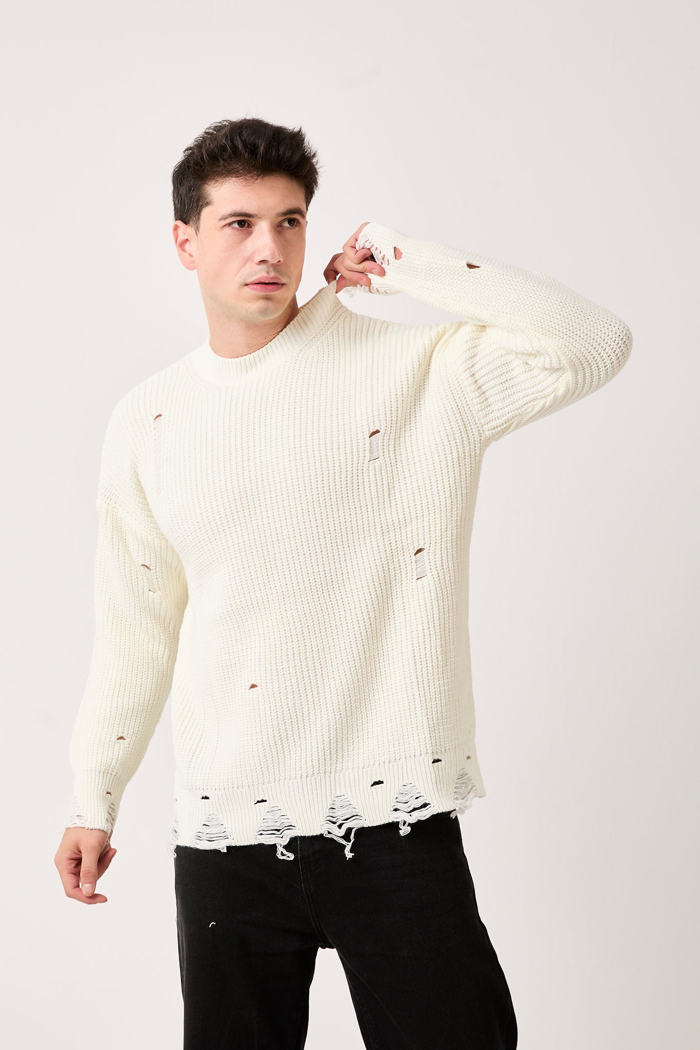 Distressed Knit Jumper – Relaxed Fit – X-07