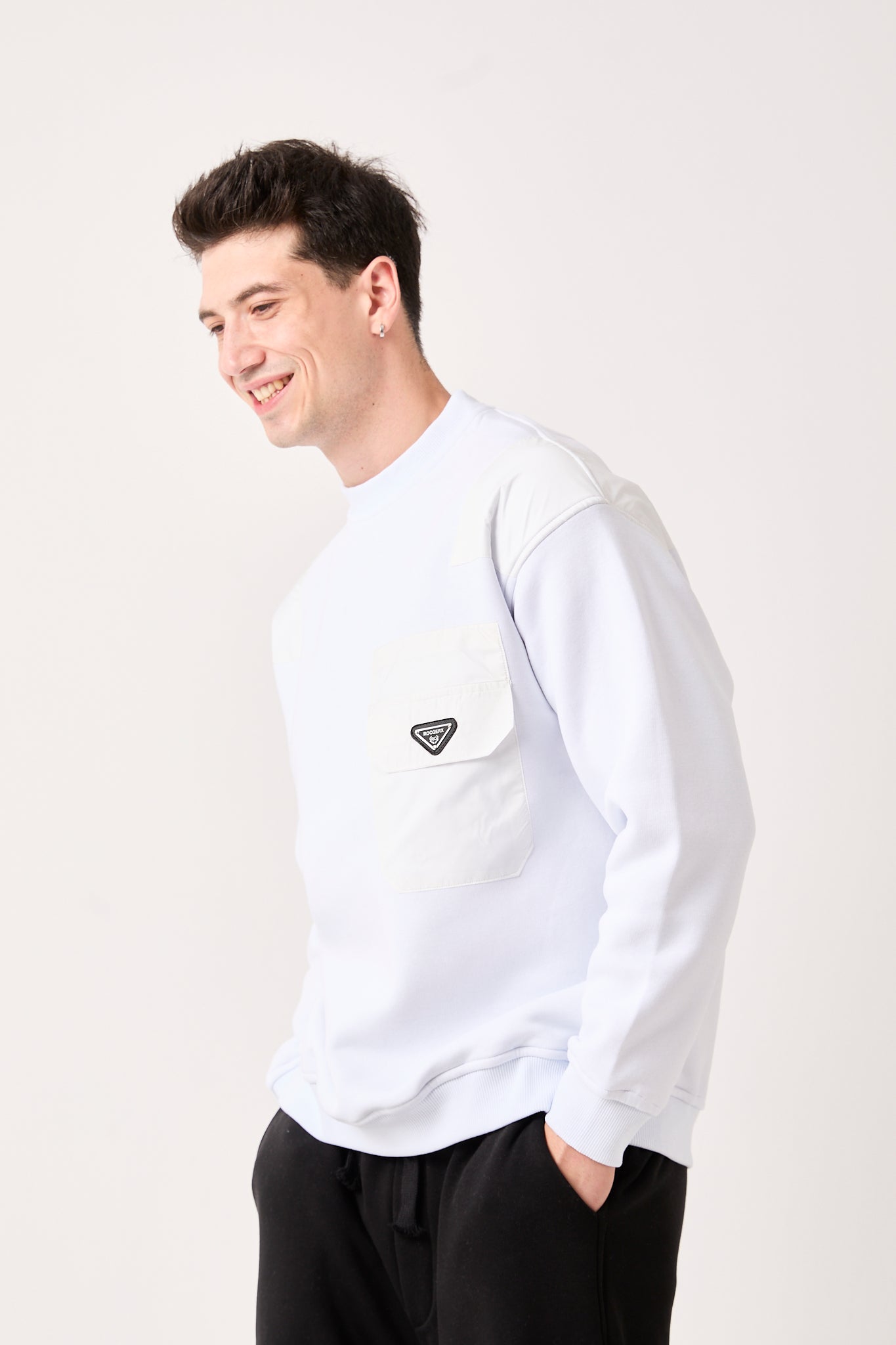 color-card:white color:white