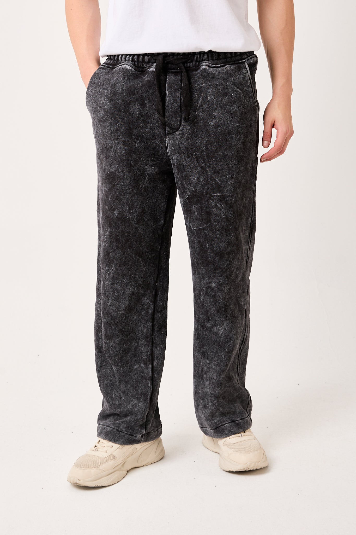 Washed Black Wide-Leg Sweatpants-X-1003