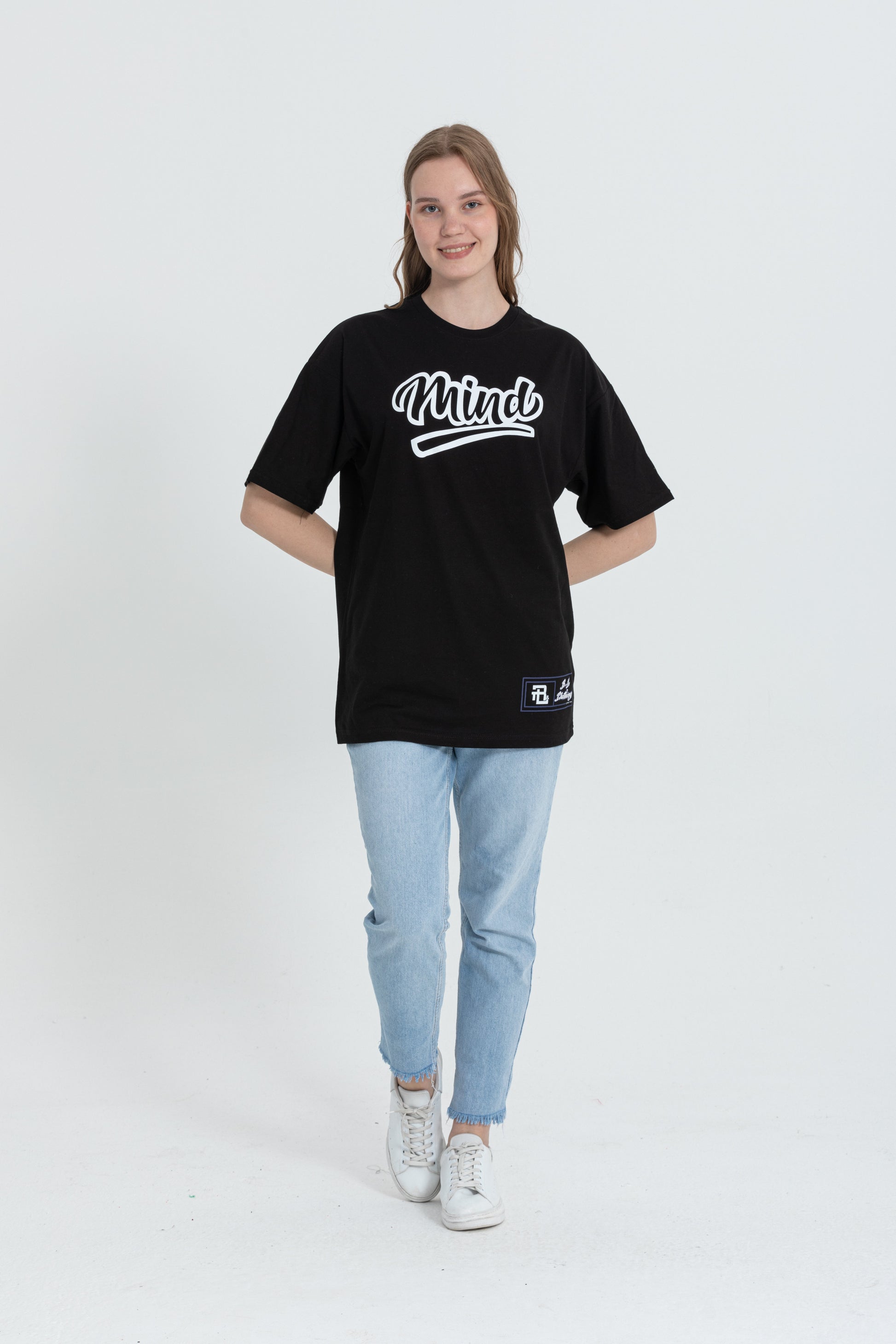 color:black