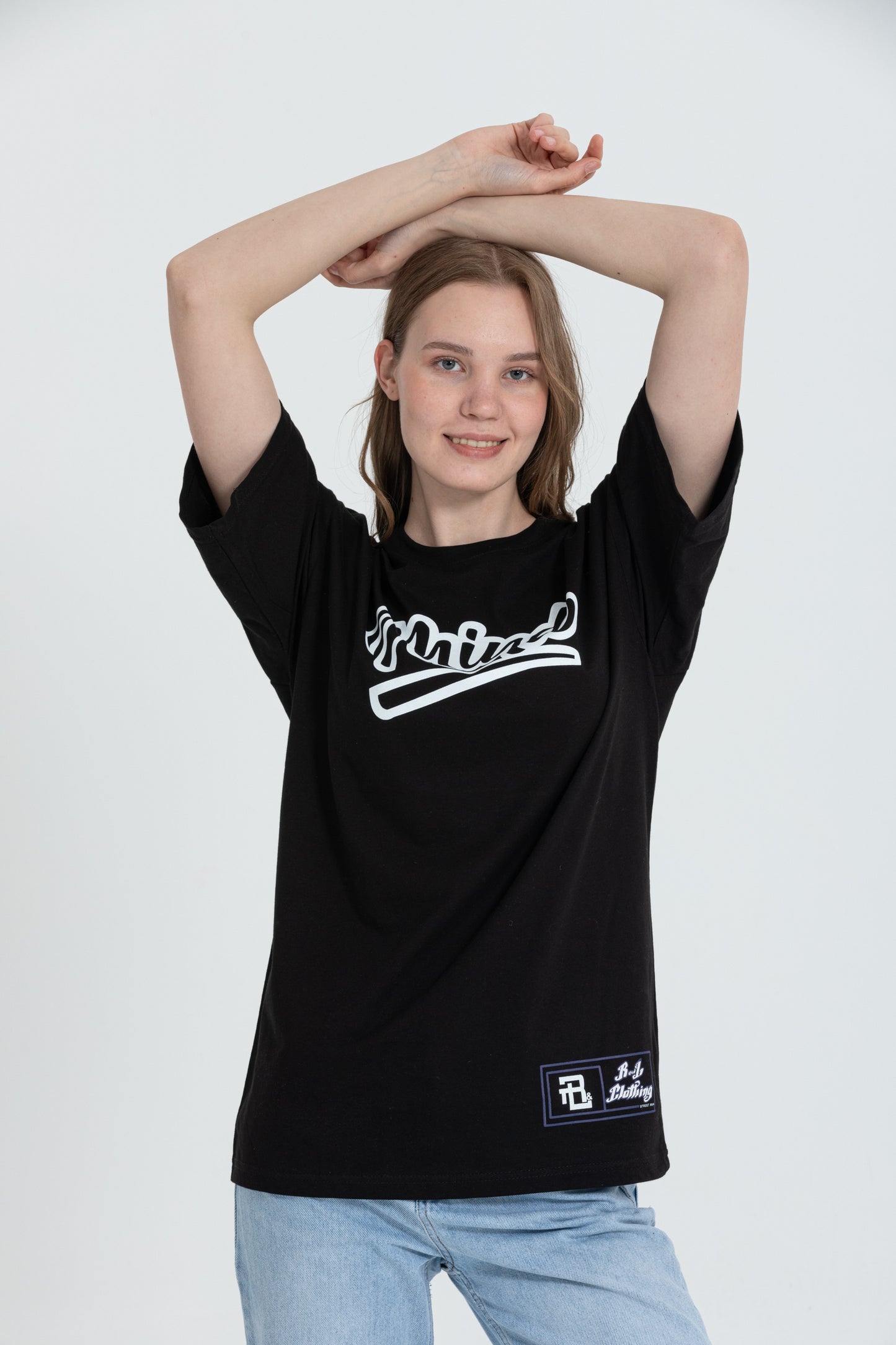 color:black