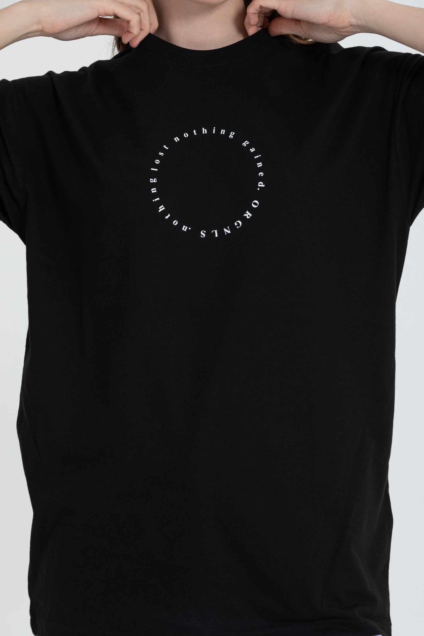 color:black