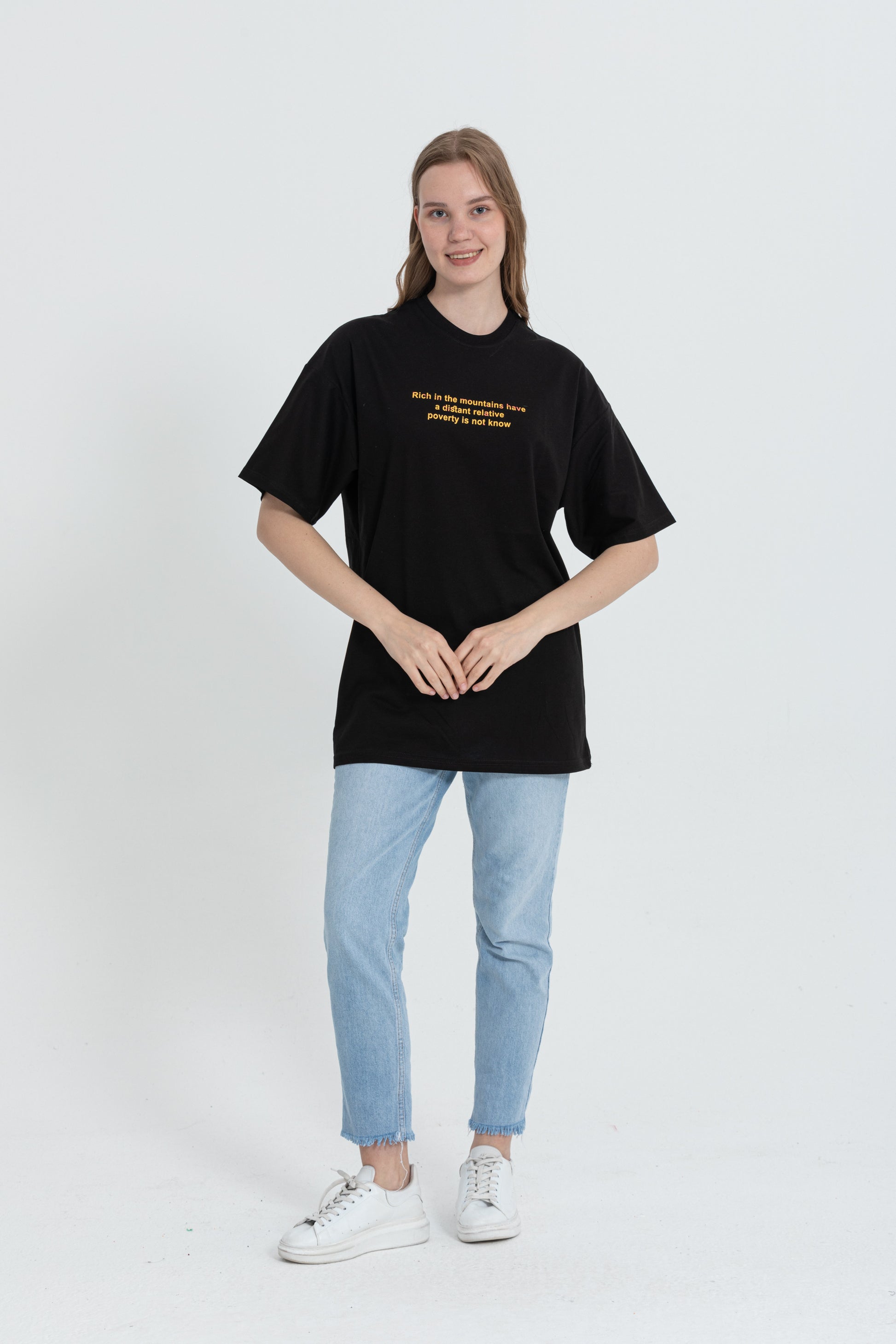 color:black