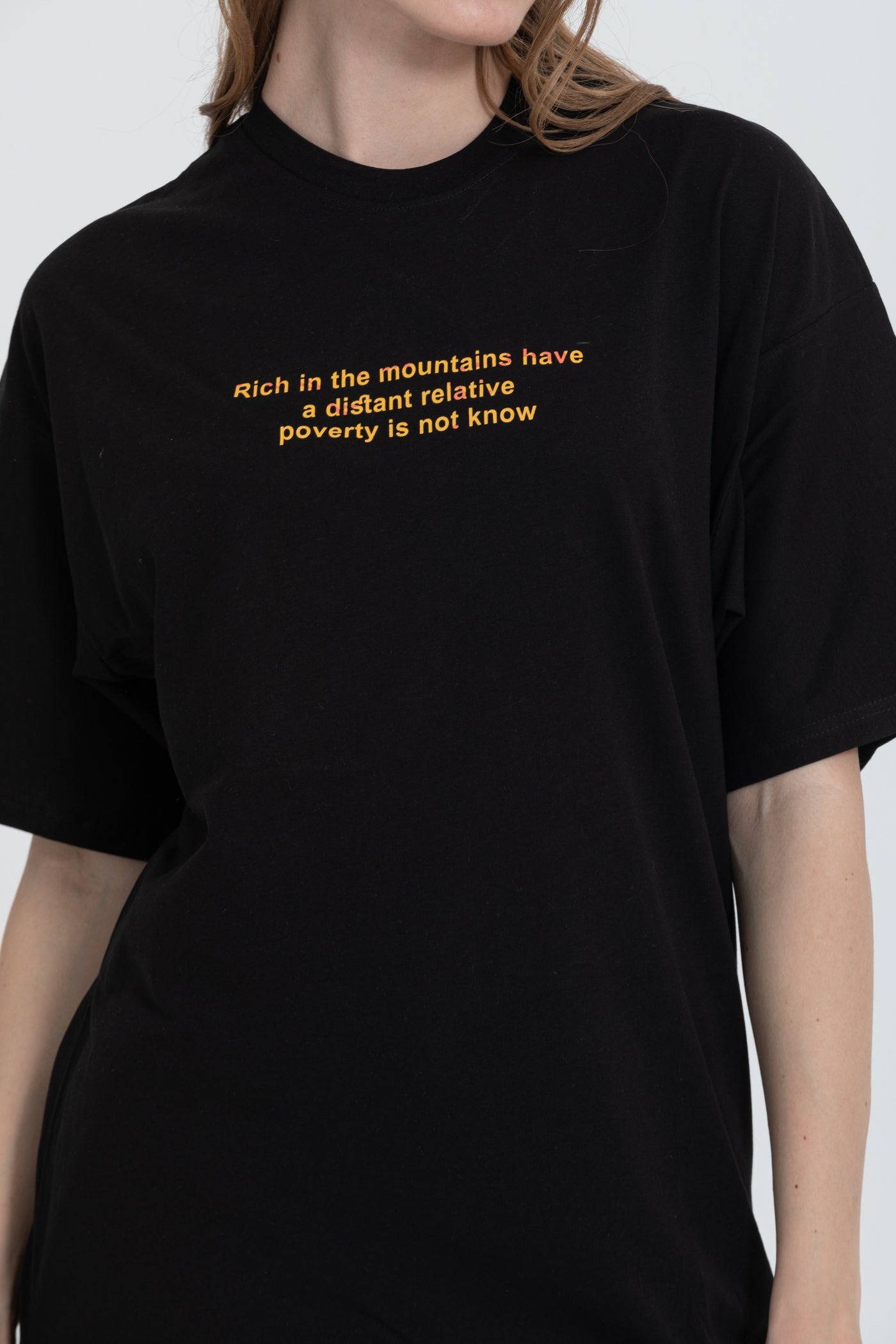 color:black
