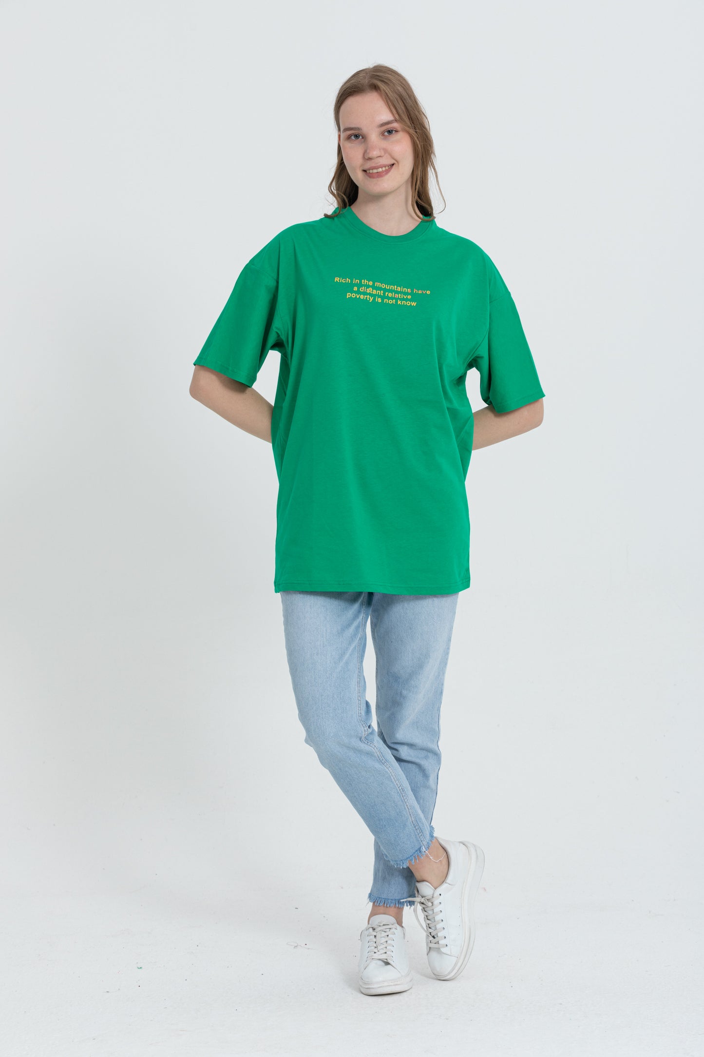 color:green