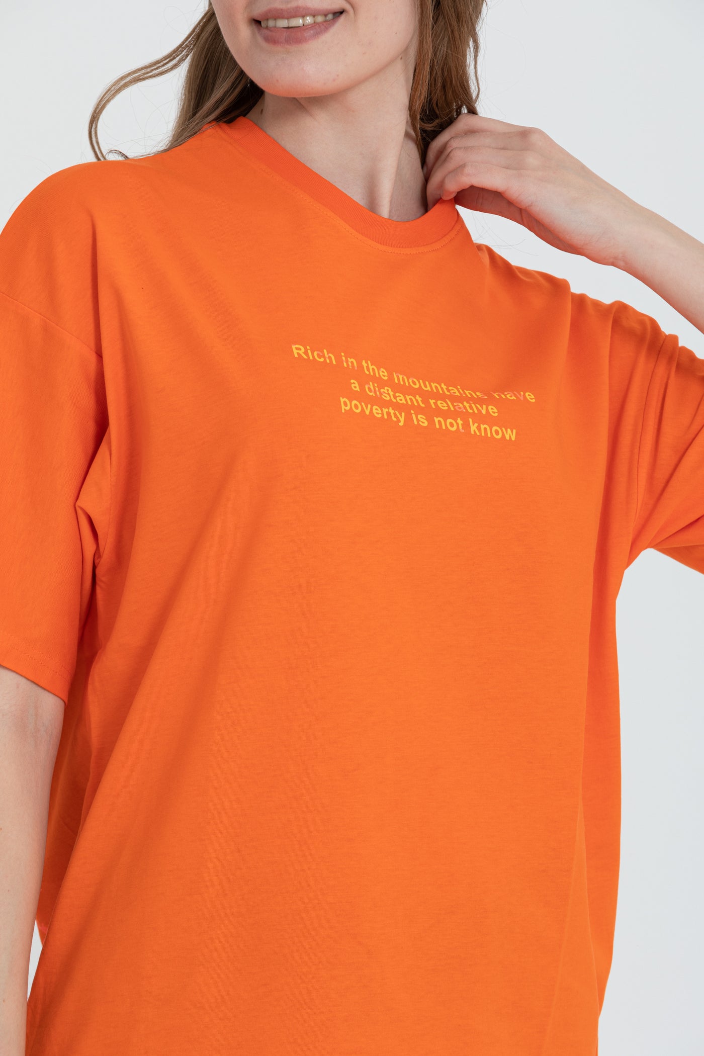 color:orange