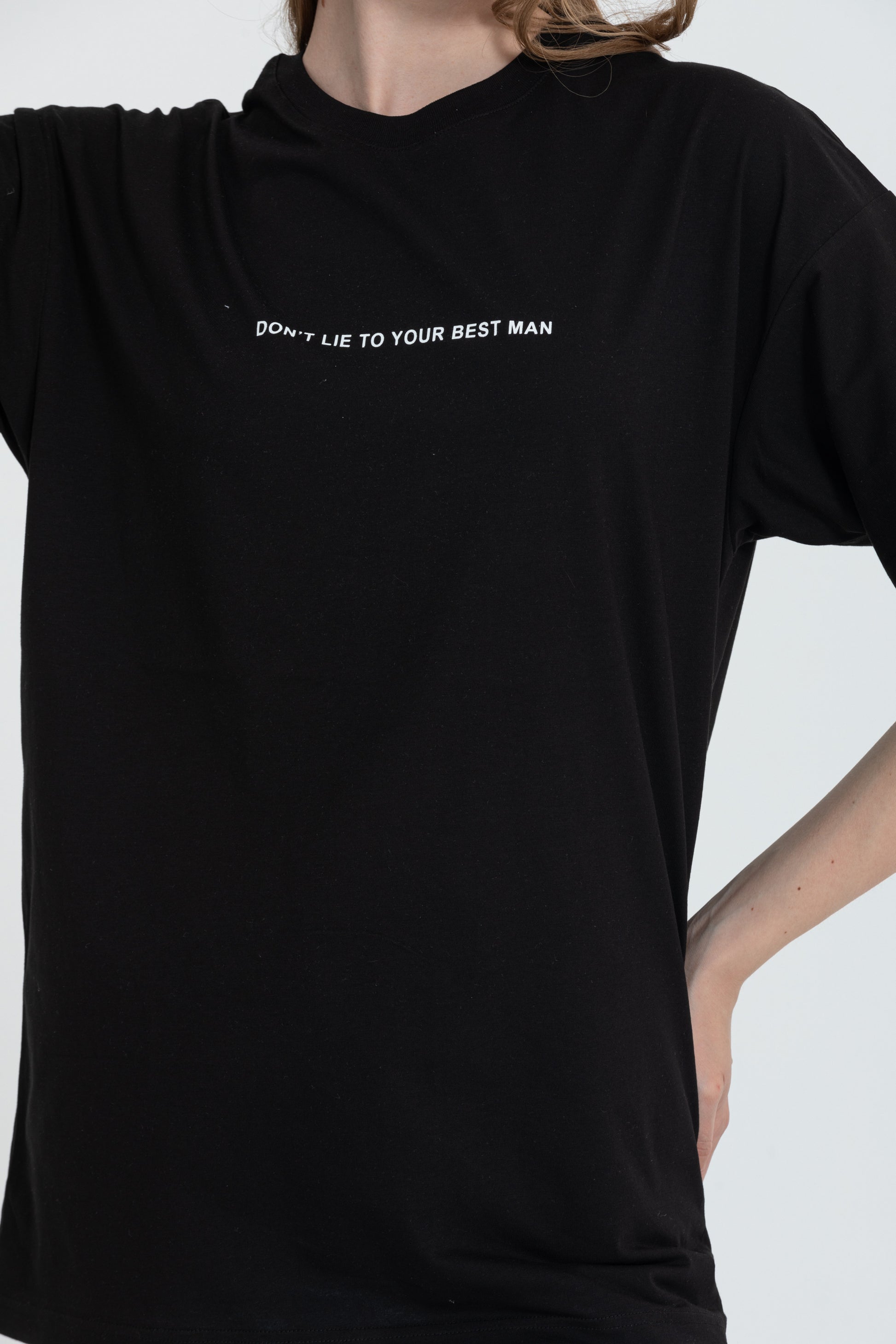 color:black
