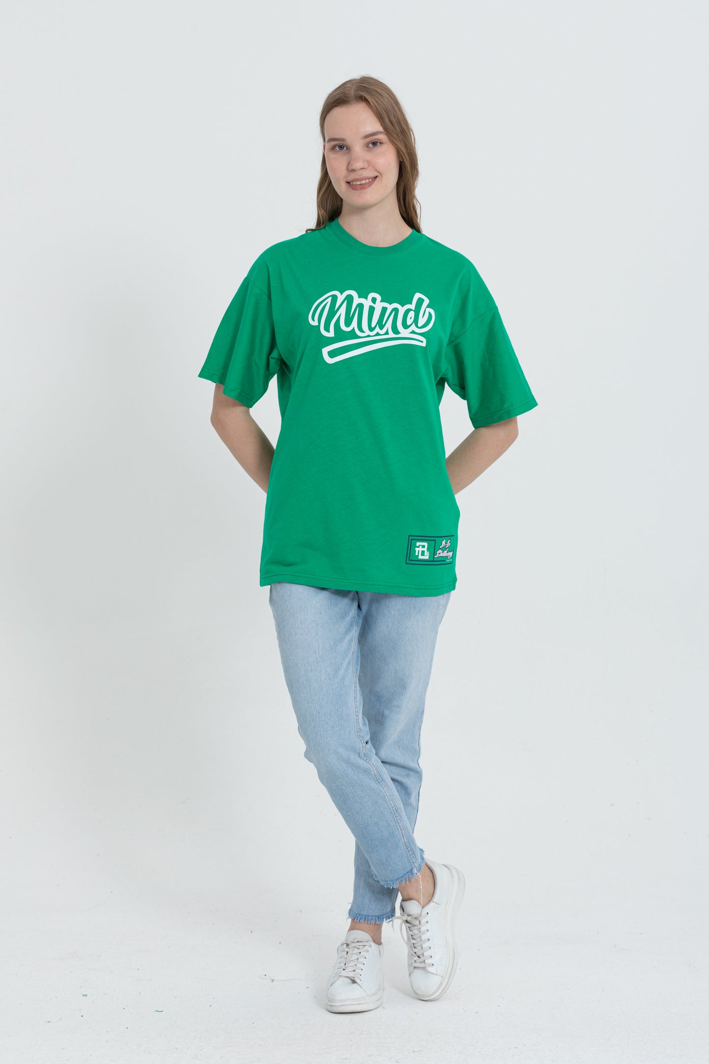 color:green