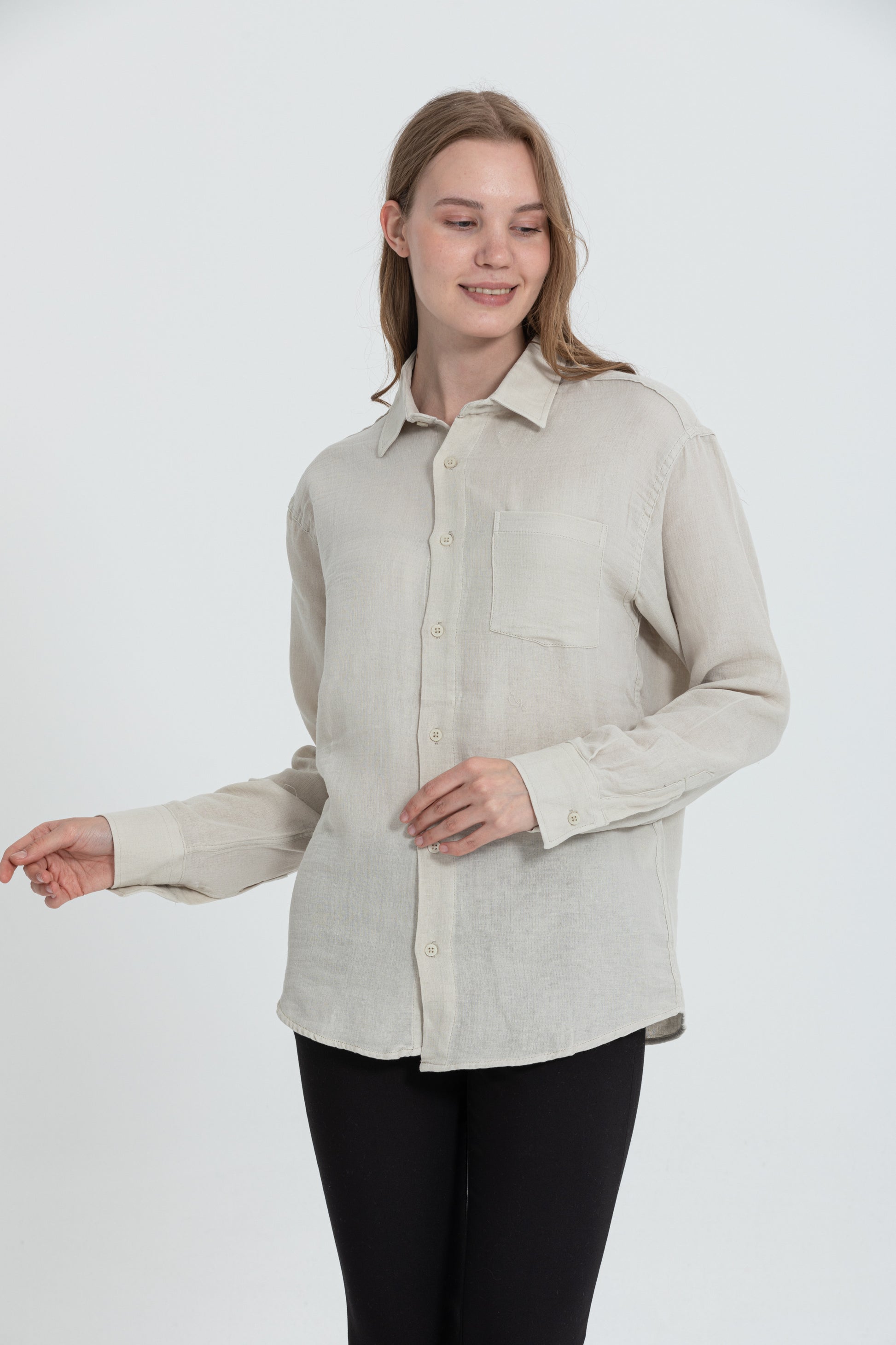color:beige