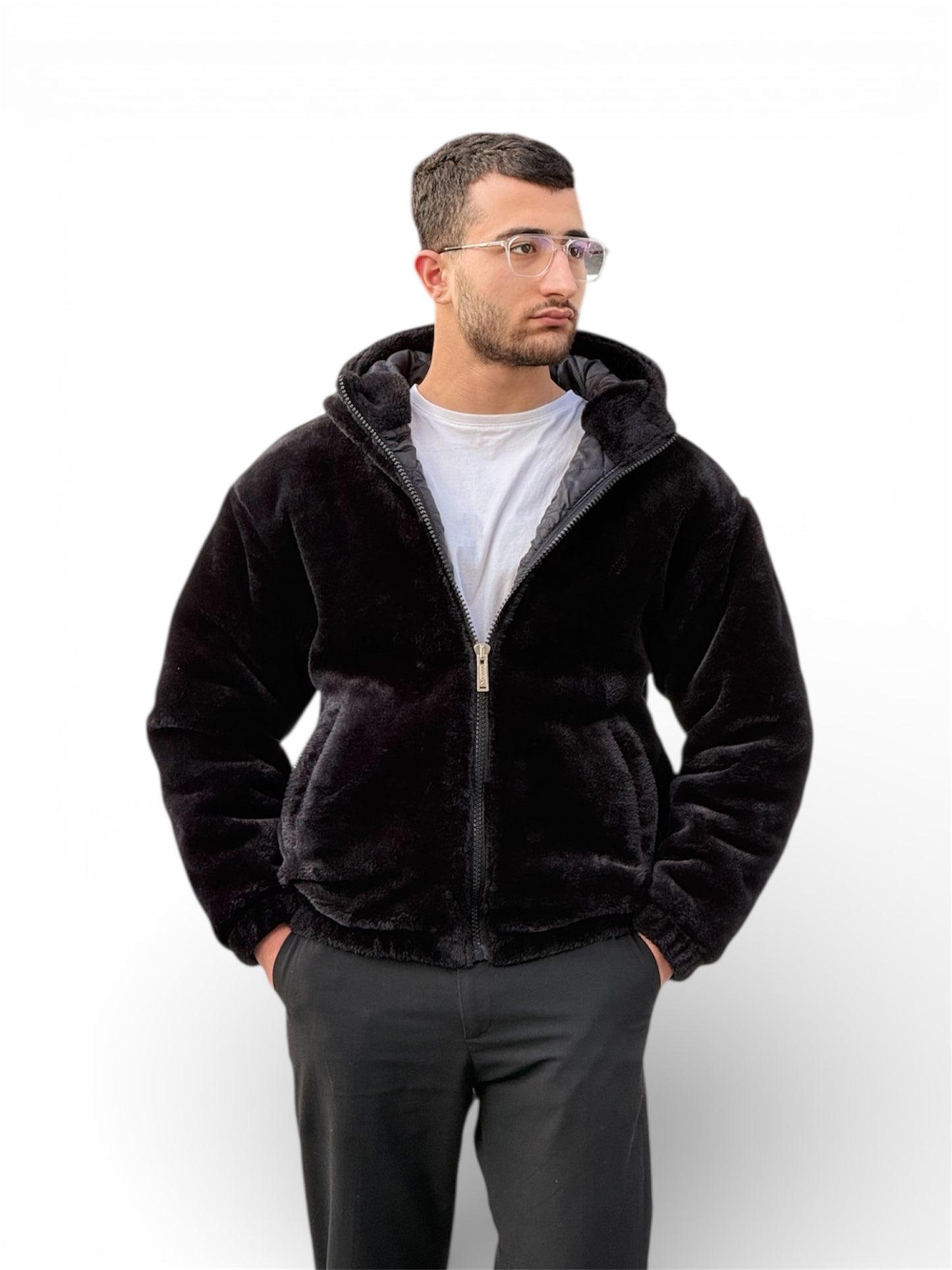 color:black
