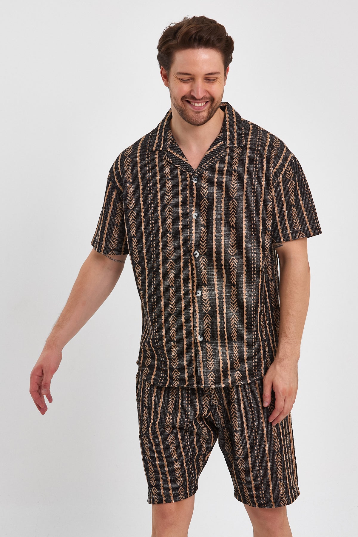 Patterned Camp Collar Shirt & Elastic Waist Shorts Set R-4324
