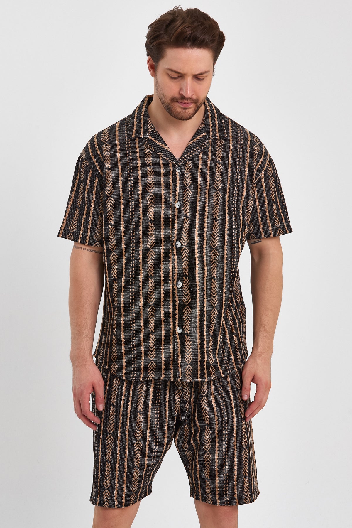 Patterned Camp Collar Shirt & Elastic Waist Shorts Set R-4324