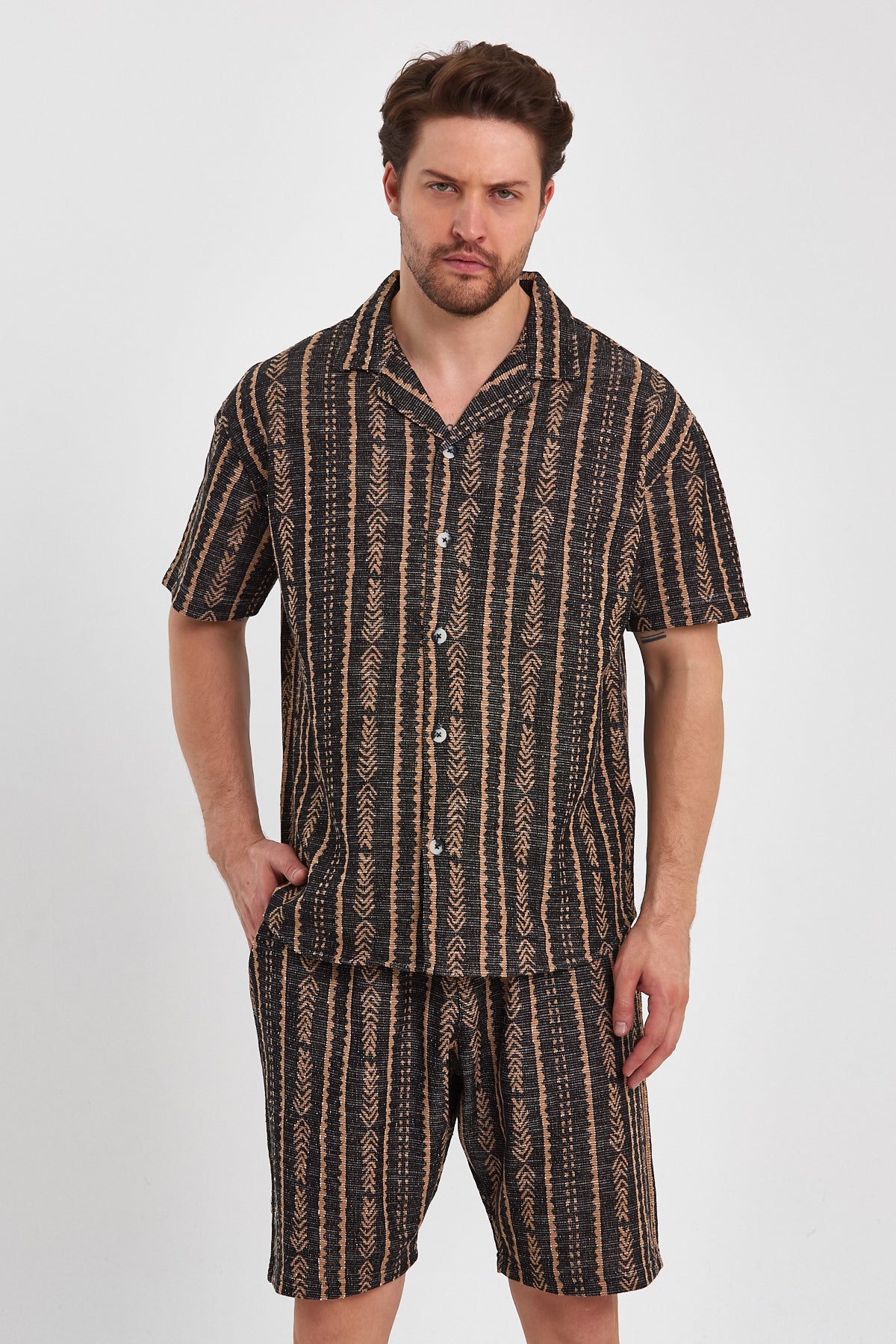 Patterned Camp Collar Shirt & Elastic Waist Shorts Set R-4324