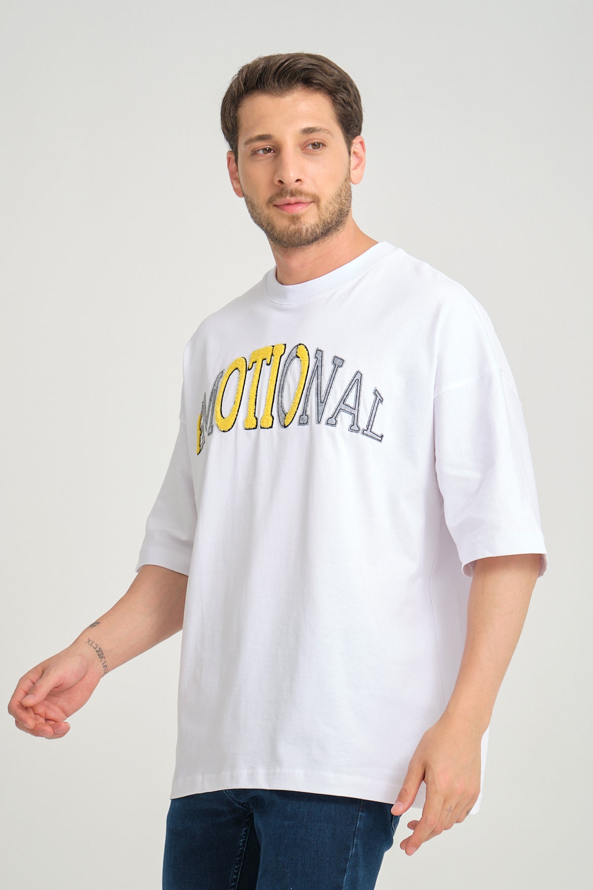 color-card:white