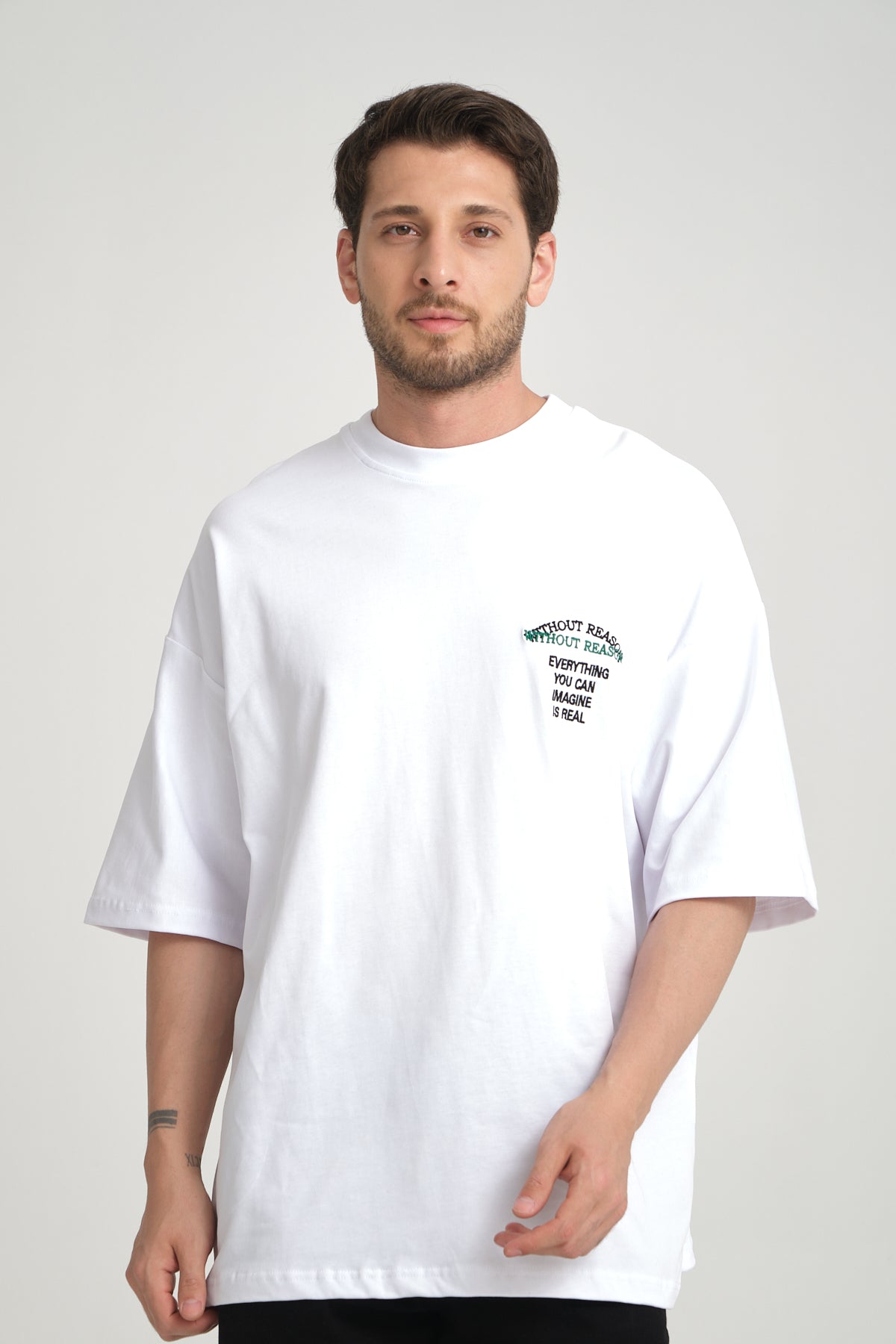 "CREATE" Back Patch Embroidered Oversized T-Shirt R-5817
