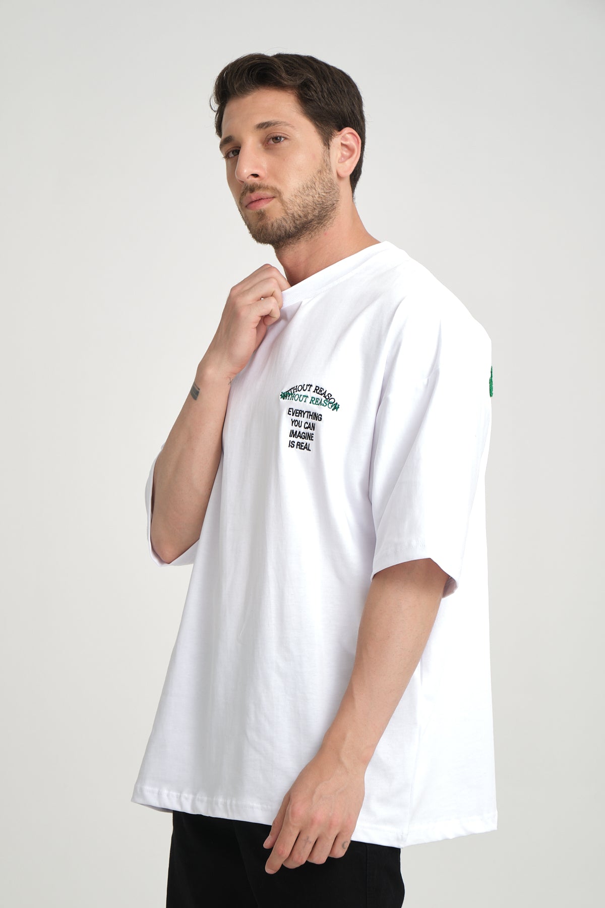 "CREATE" Back Patch Embroidered Oversized T-Shirt R-5817