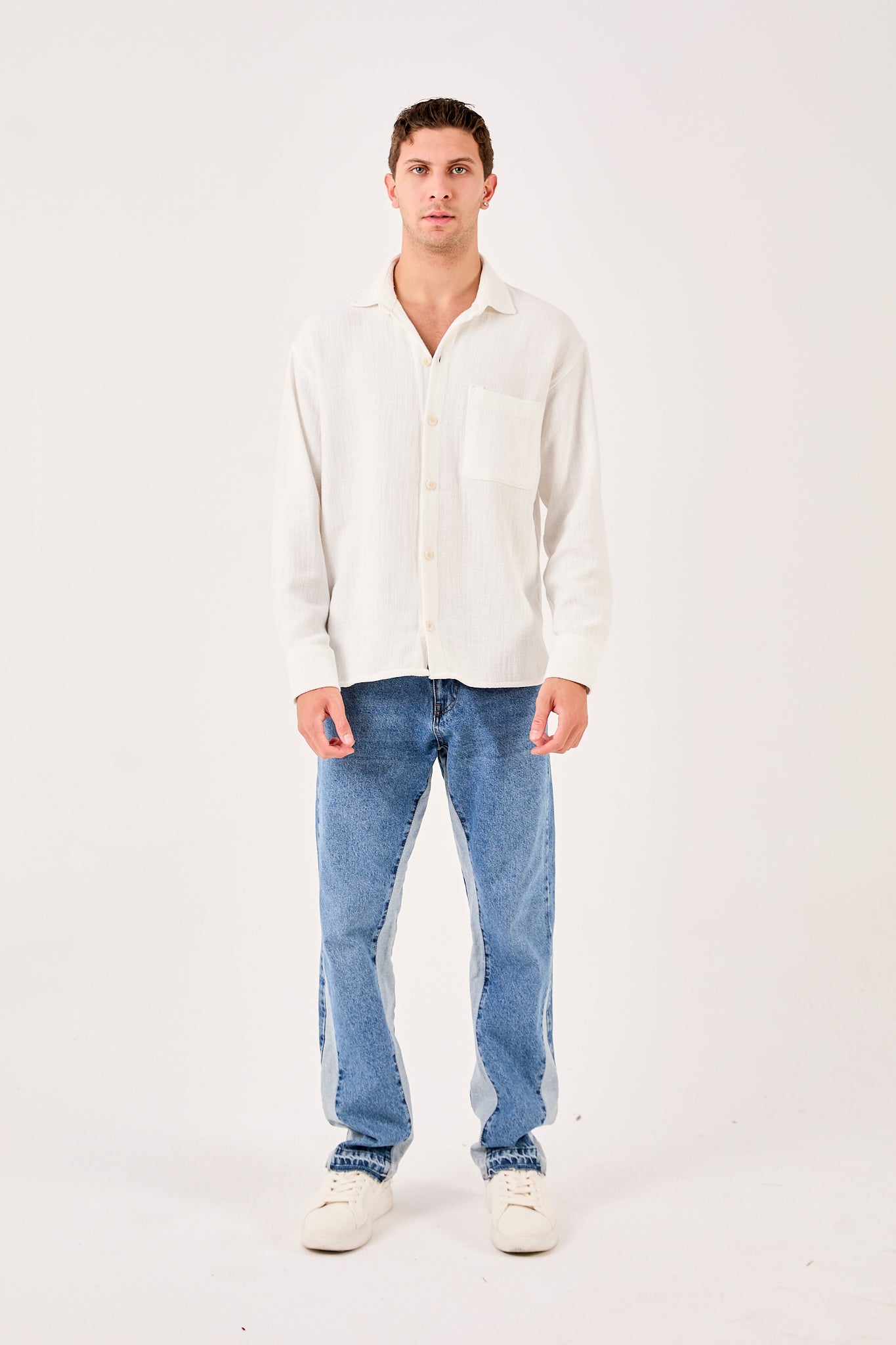 color-card:white 