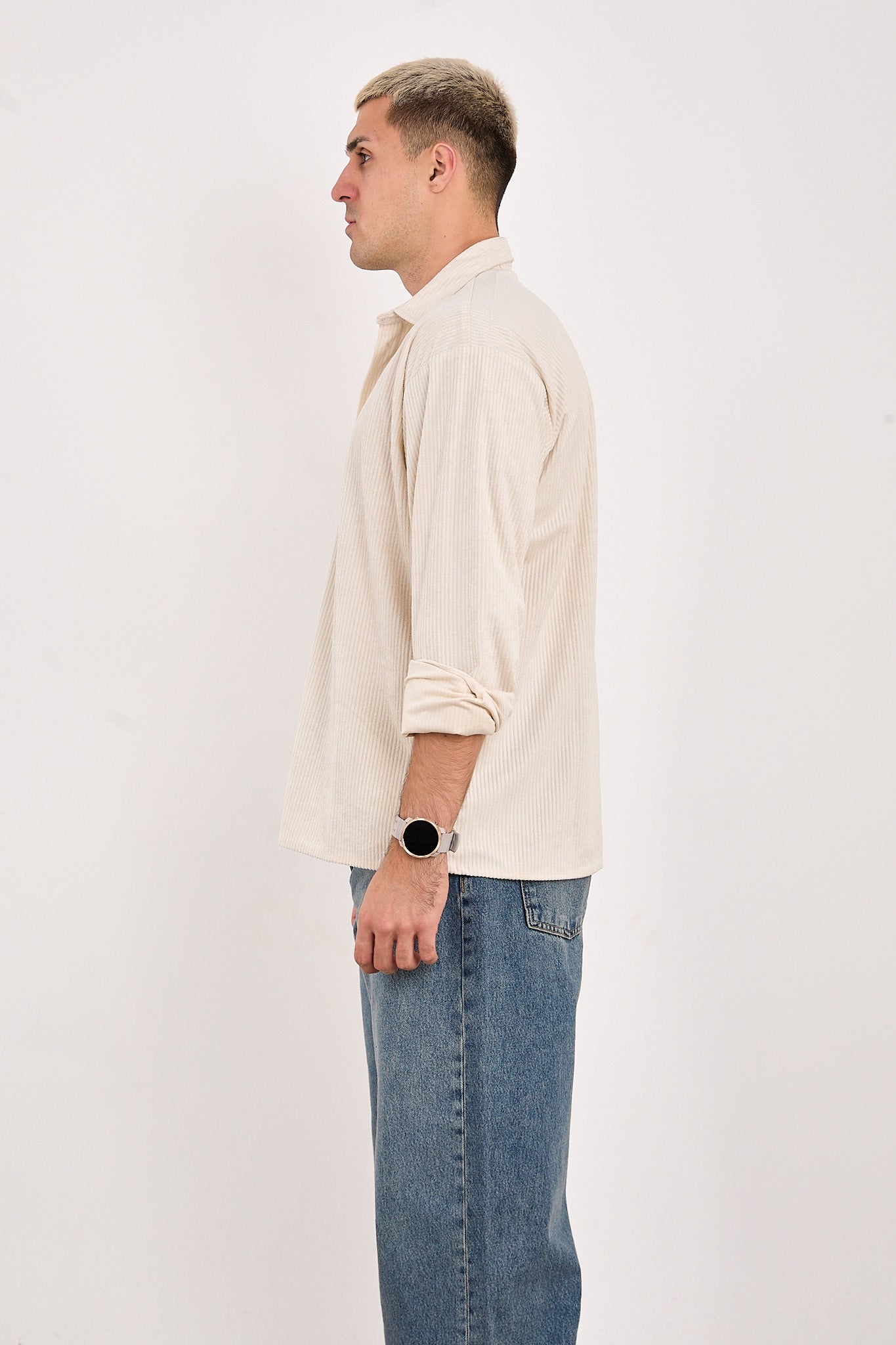 color:cream